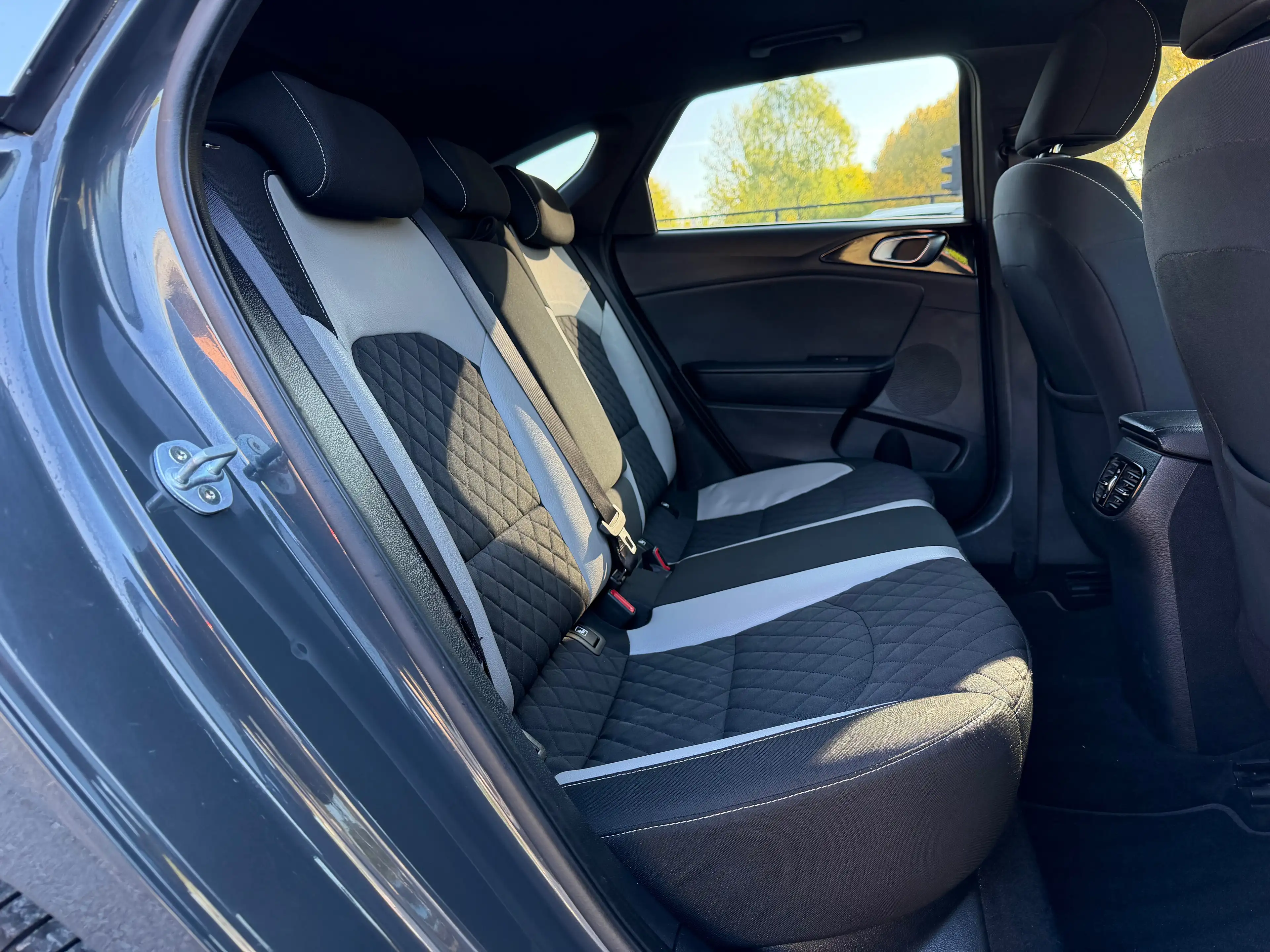 Kia ProCeed / pro_cee'd ProCeed 1.4 T-GDi GT-Line ISG — photo 11