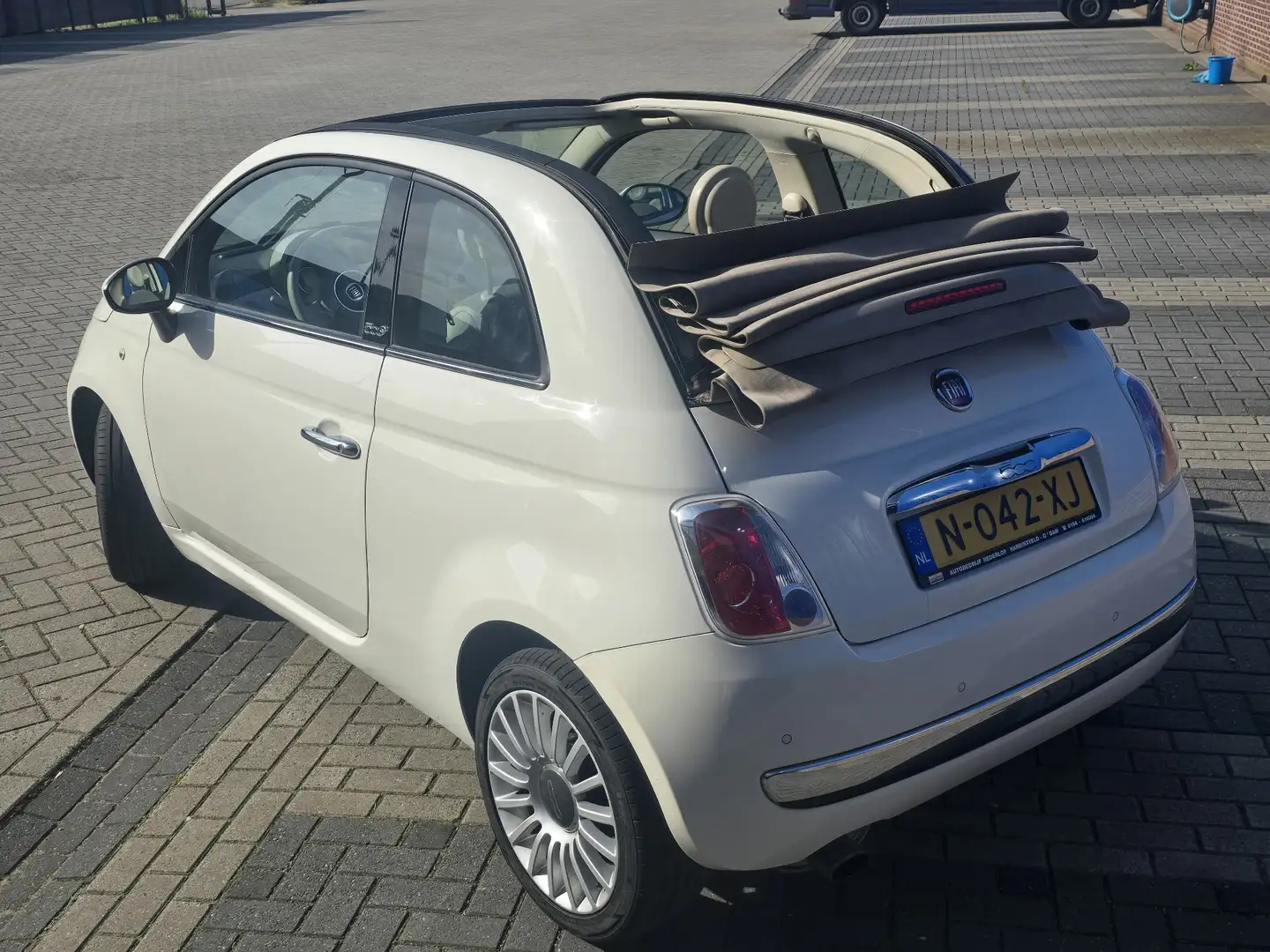 Fiat 500 1.2 Lounge Beige - 2