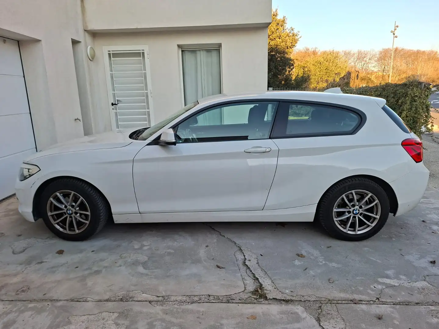 BMW 114 114d Weiß - 1