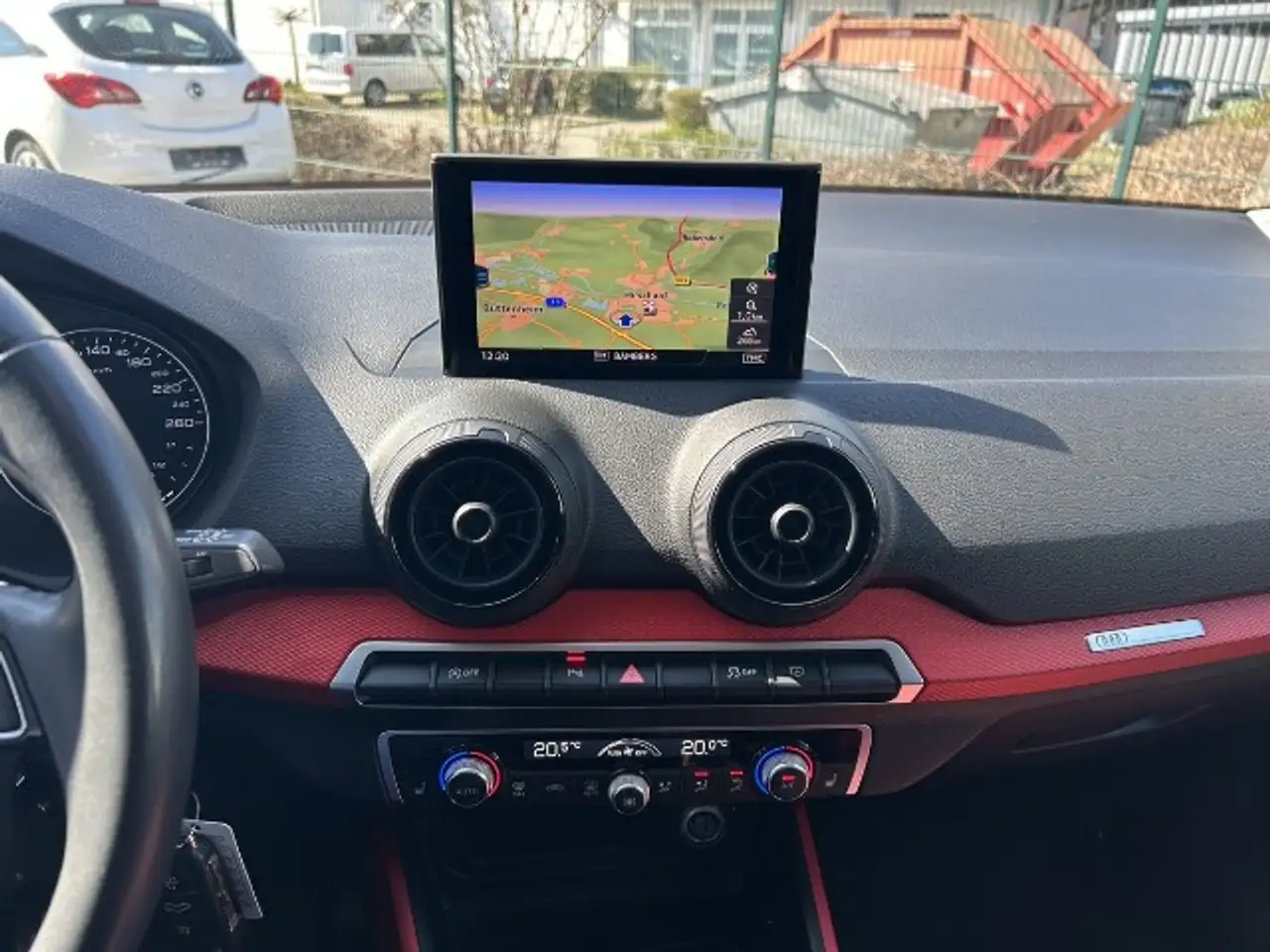 Audi Q2 1.4 TFSI Sport — photo 6