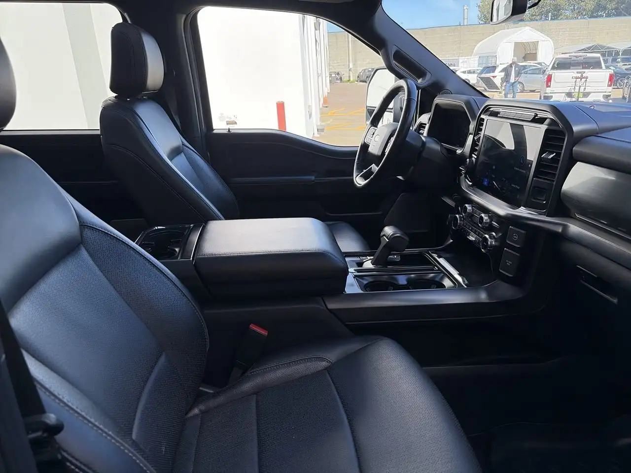 Ford F 150 снимка Ford F 150