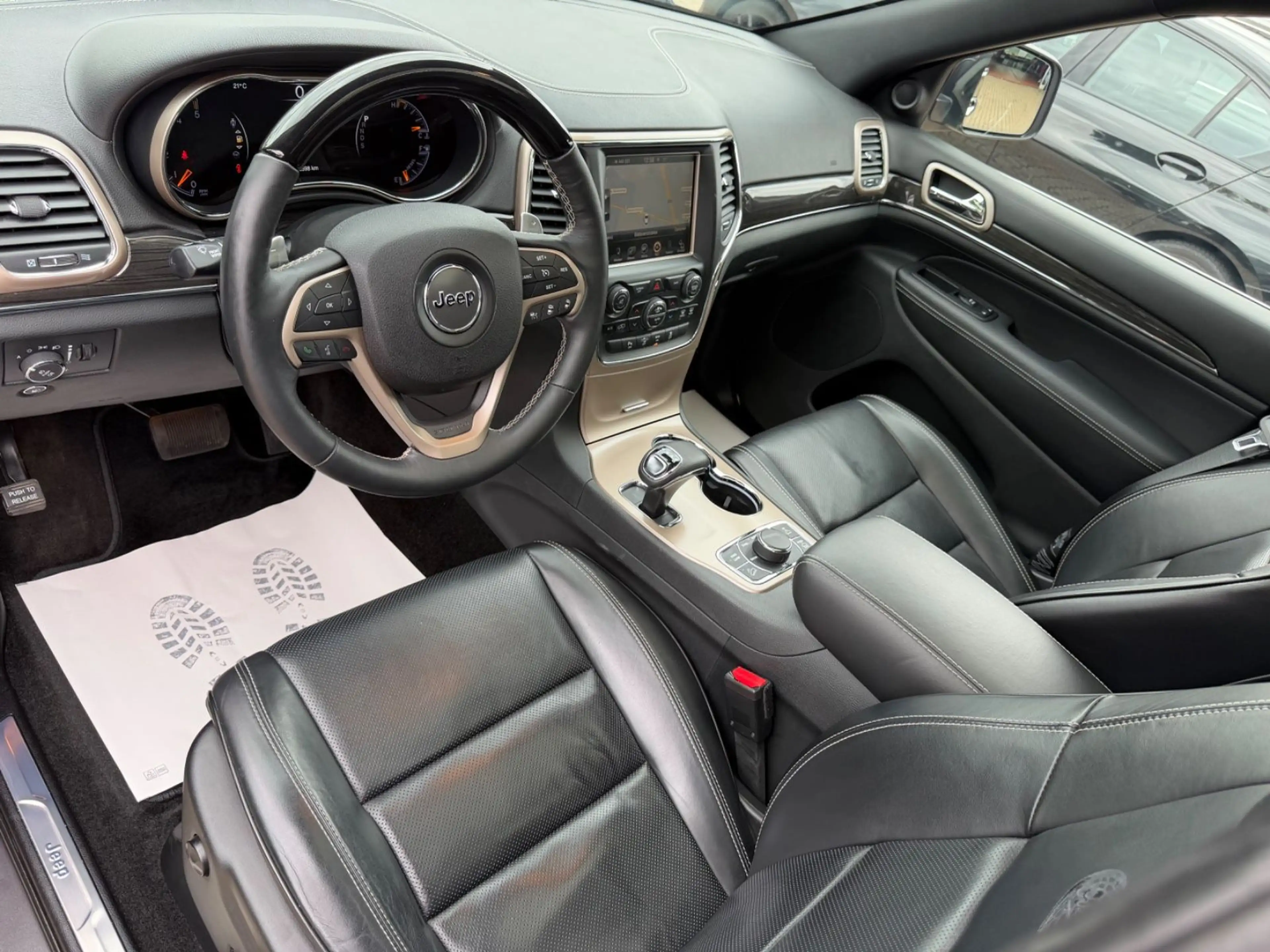 Jeep Grand Cherokee 3.0 CRD Overland Leder Pano AHK.. — photo 11