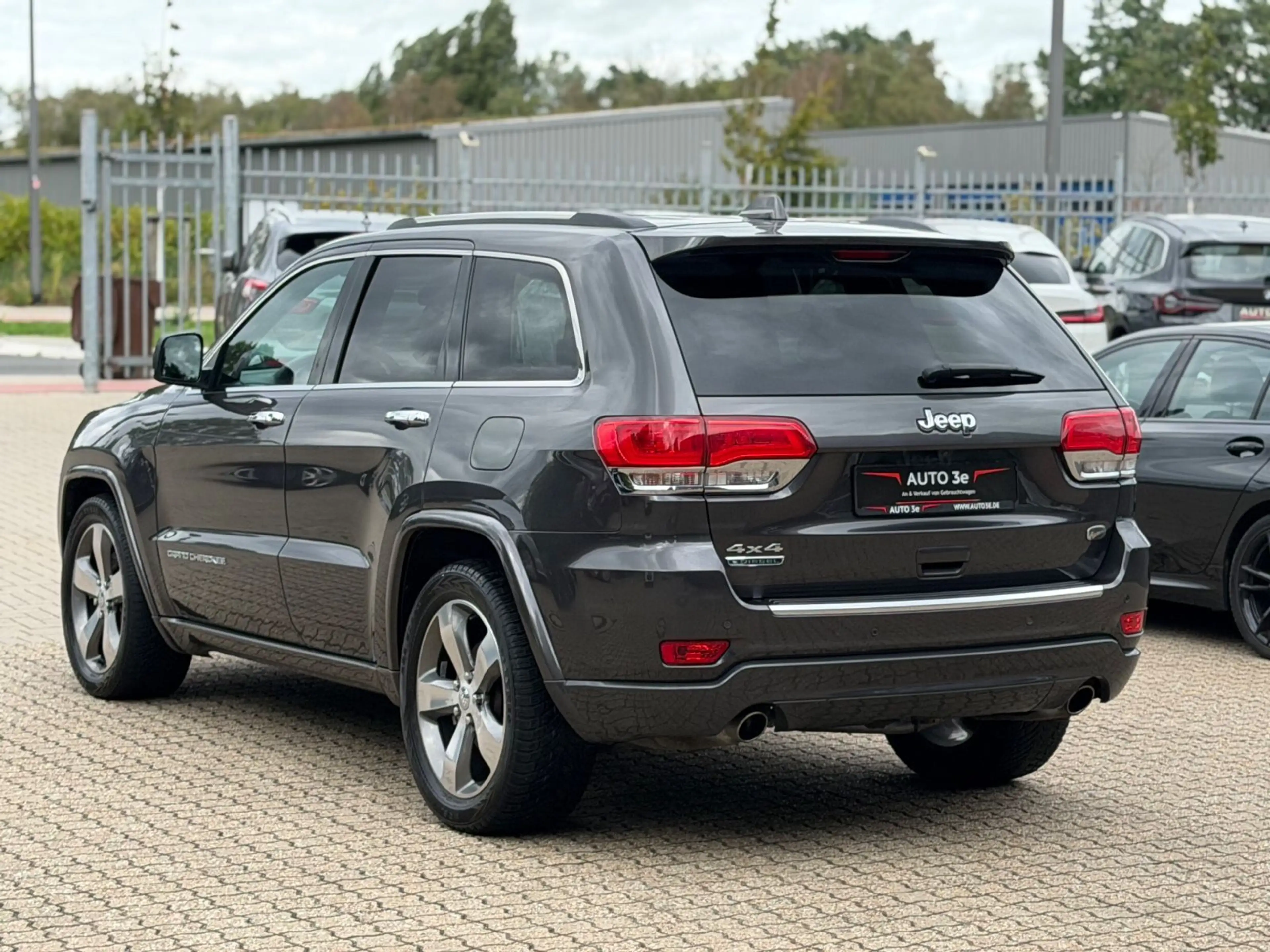 Jeep Grand Cherokee 3.0 CRD Overland Leder Pano AHK.. — photo 6