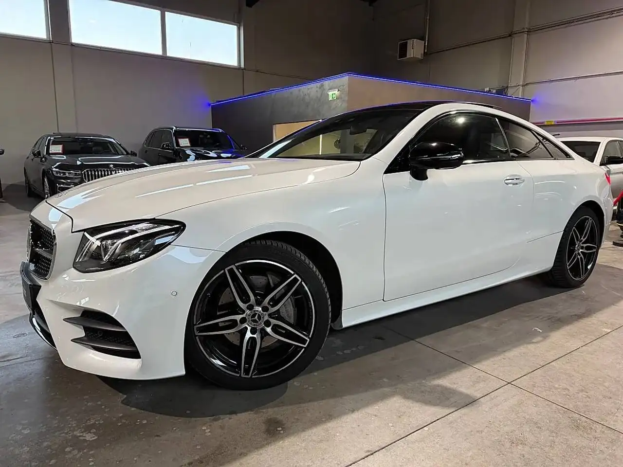 Mercedes-Benz E 220