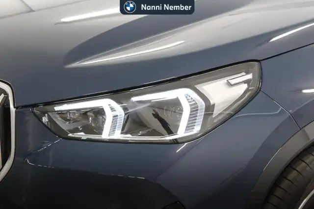 BMW Ix1 view 5