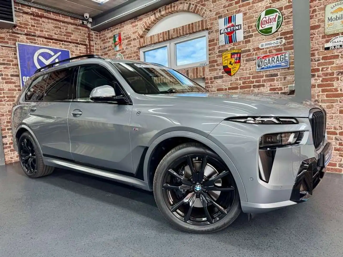 BMW X7 X7 40dA 3.0 352cv Auto xDrive M-SPORT (7Places) Gris - 1