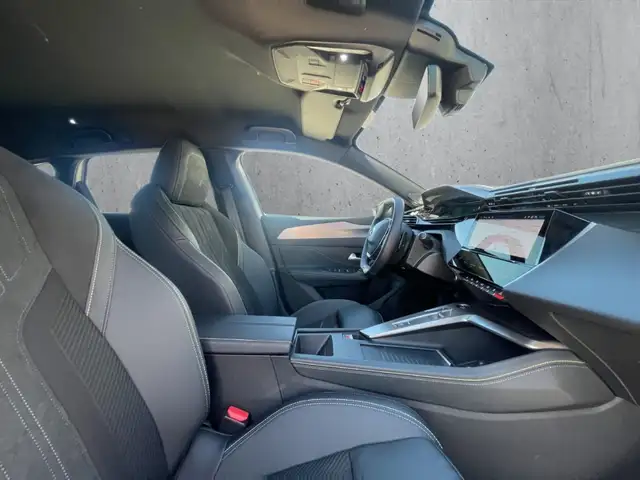 Peugeot 308 view 13