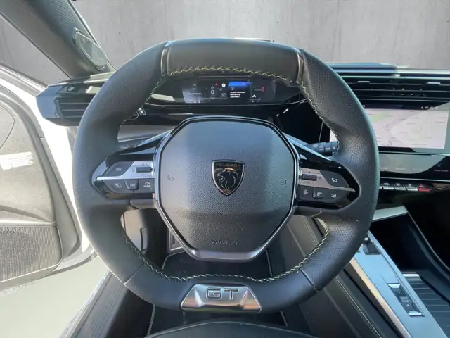 Peugeot 308 view 10