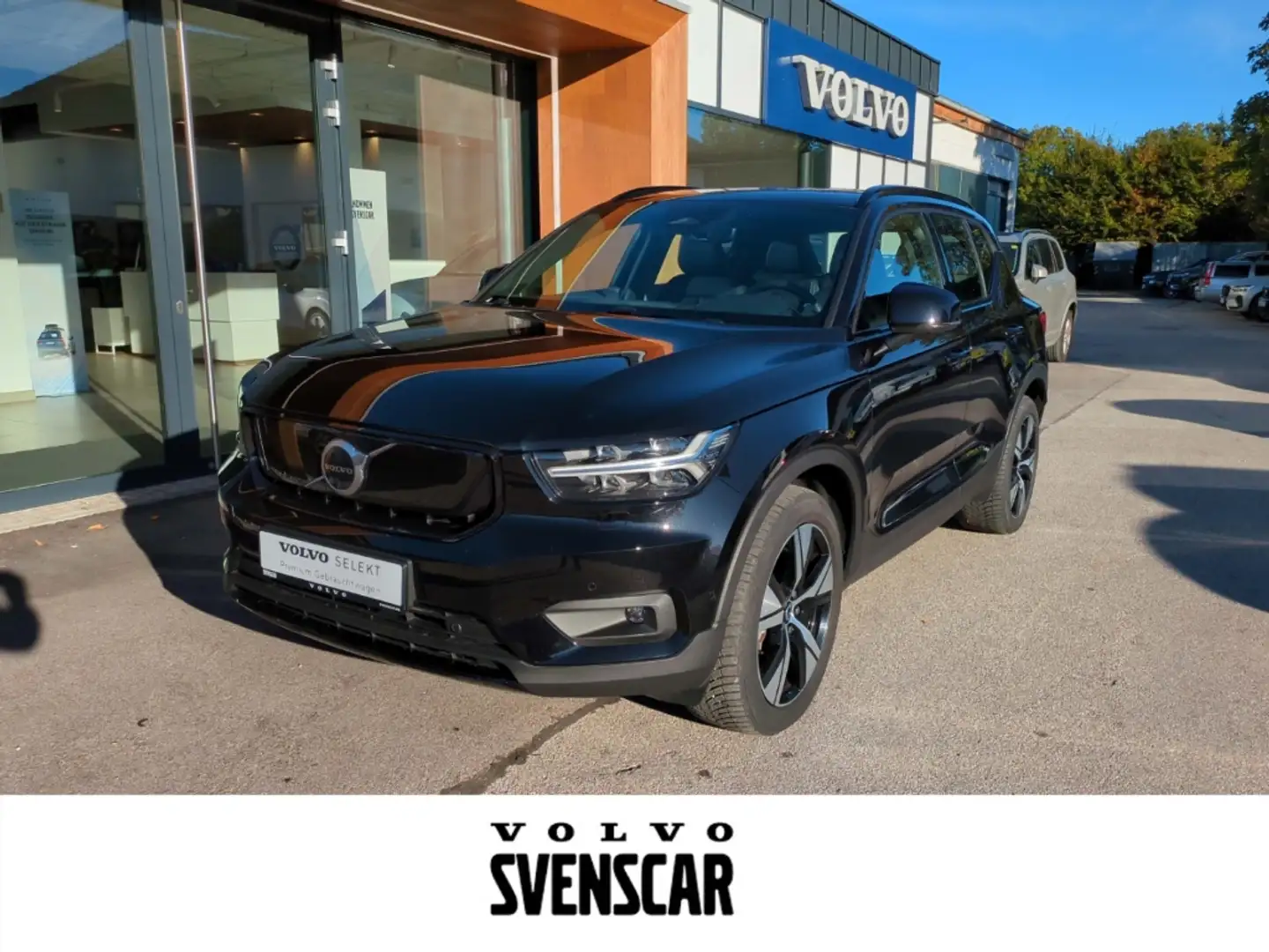 Volvo XC40 Pro Recharge Pure Electric AWD P8 Twin Allrad digi Schwarz - 1