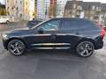 Volvo XC60 B4 AWD R Design AHK,ACC,Standh,Kam Schwarz - thumbnail 11