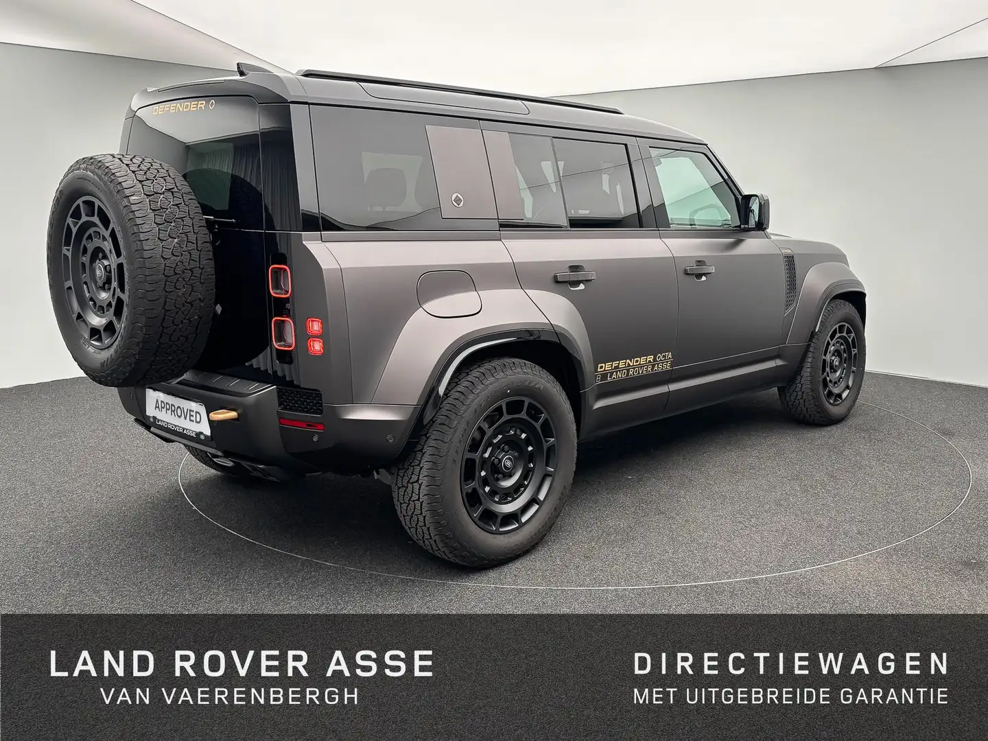 Land Rover Defender 110 V8 OCTA P635 Kahverengi - 2
