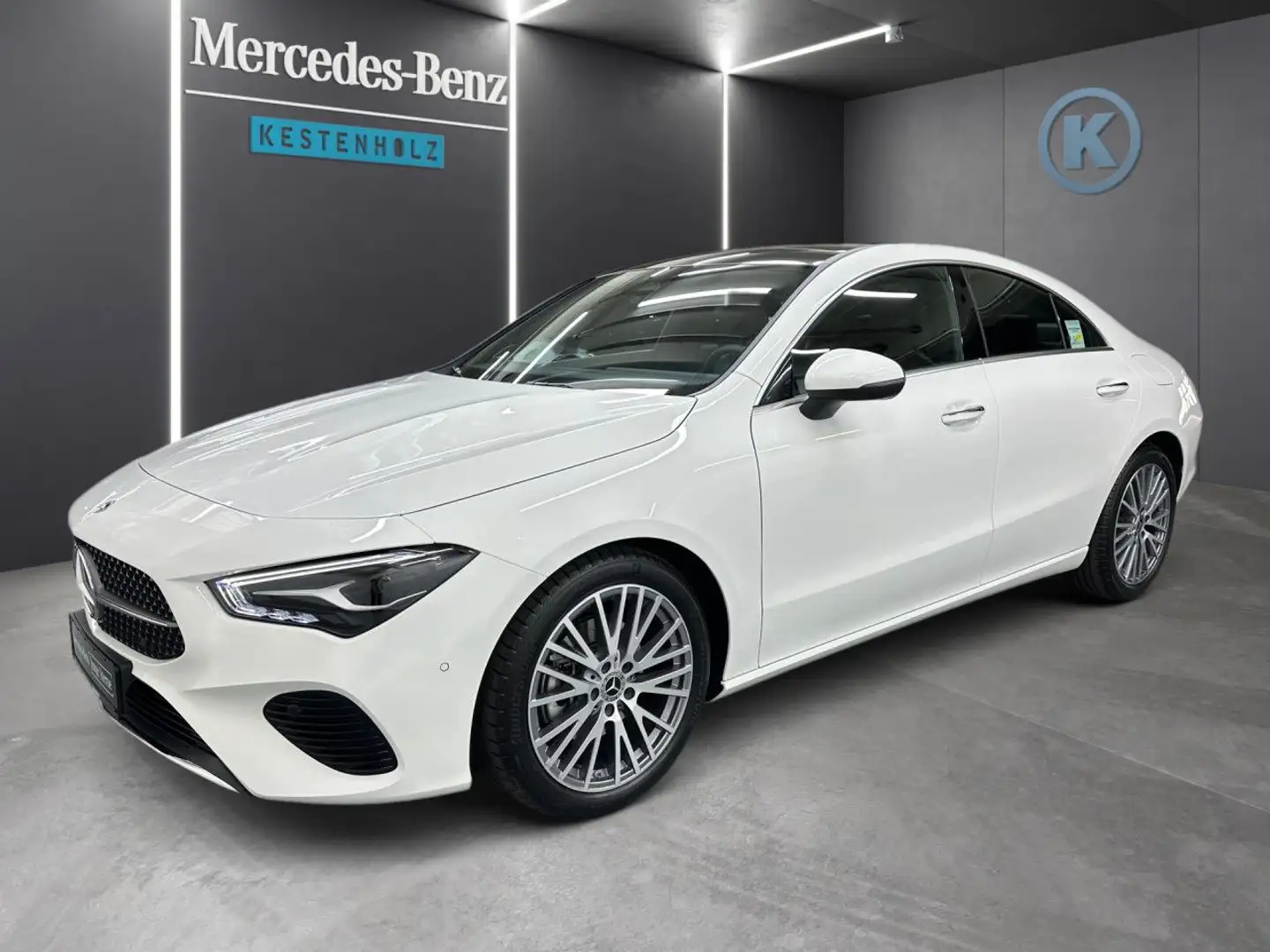 Mercedes-Benz CLA 180 Cp. Carbon Pano Burmester LED Keyl-GO PTS Weiß - 2