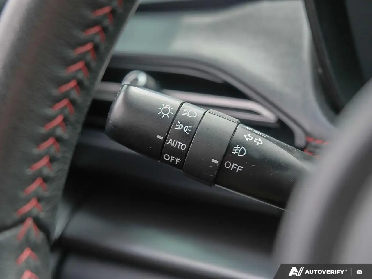 Subaru WRX снимка Subaru WRX