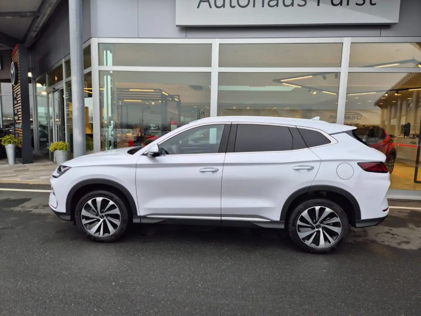 BYD Seal U DM-i Design AWD *AKTION* Weiß - 2