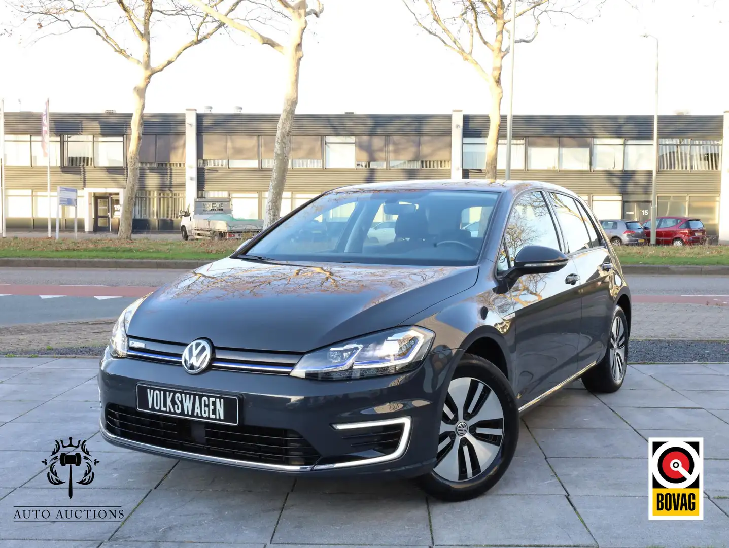 Volkswagen e-Golf E-dition 100KW | Adaptive Cruise | Carplay/Android Grijs - 1
