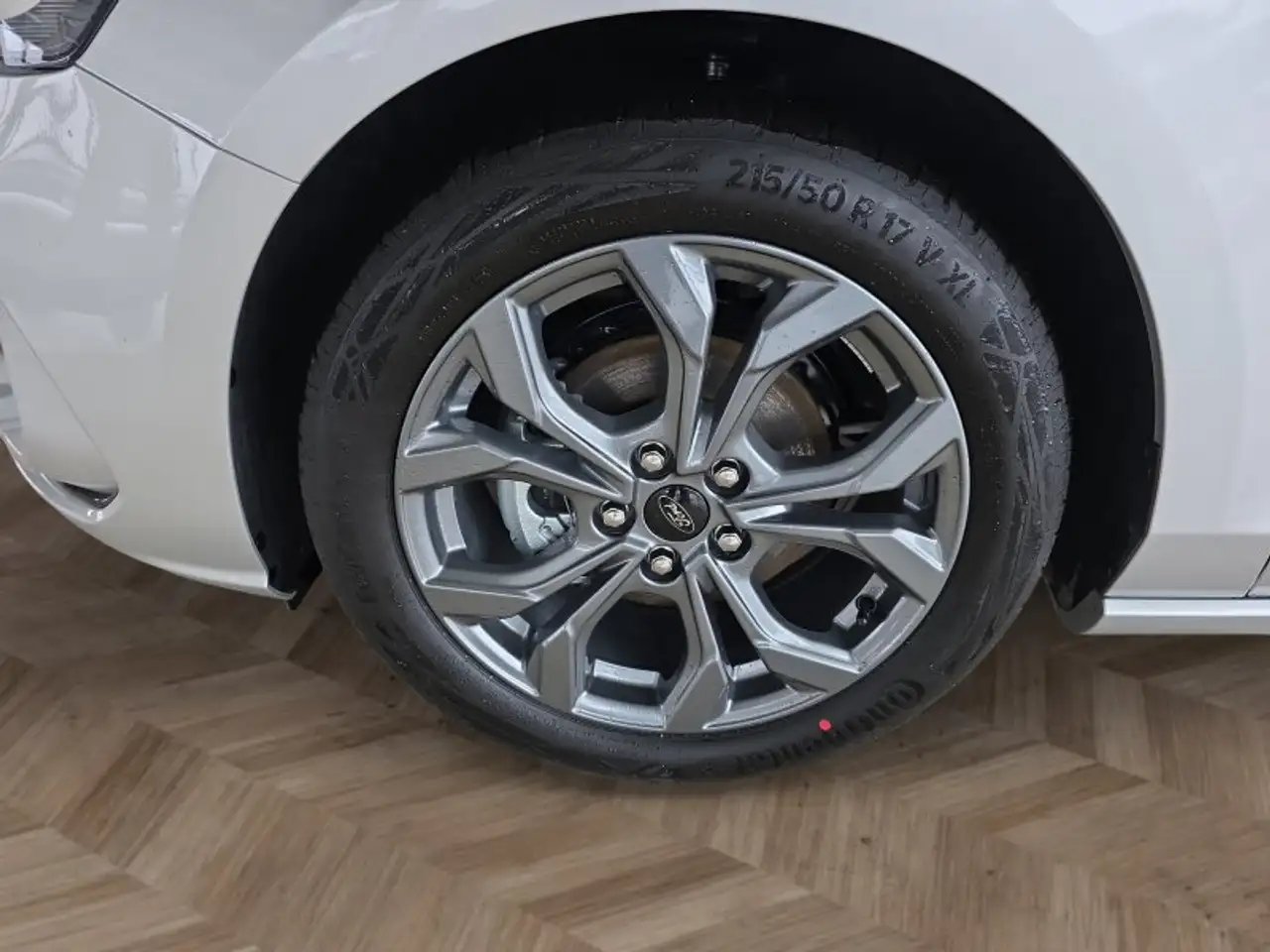 Ford Focus ST-Line X 1.0 155PS Aut.aAHK/LED/Kamera/Winterp. 16