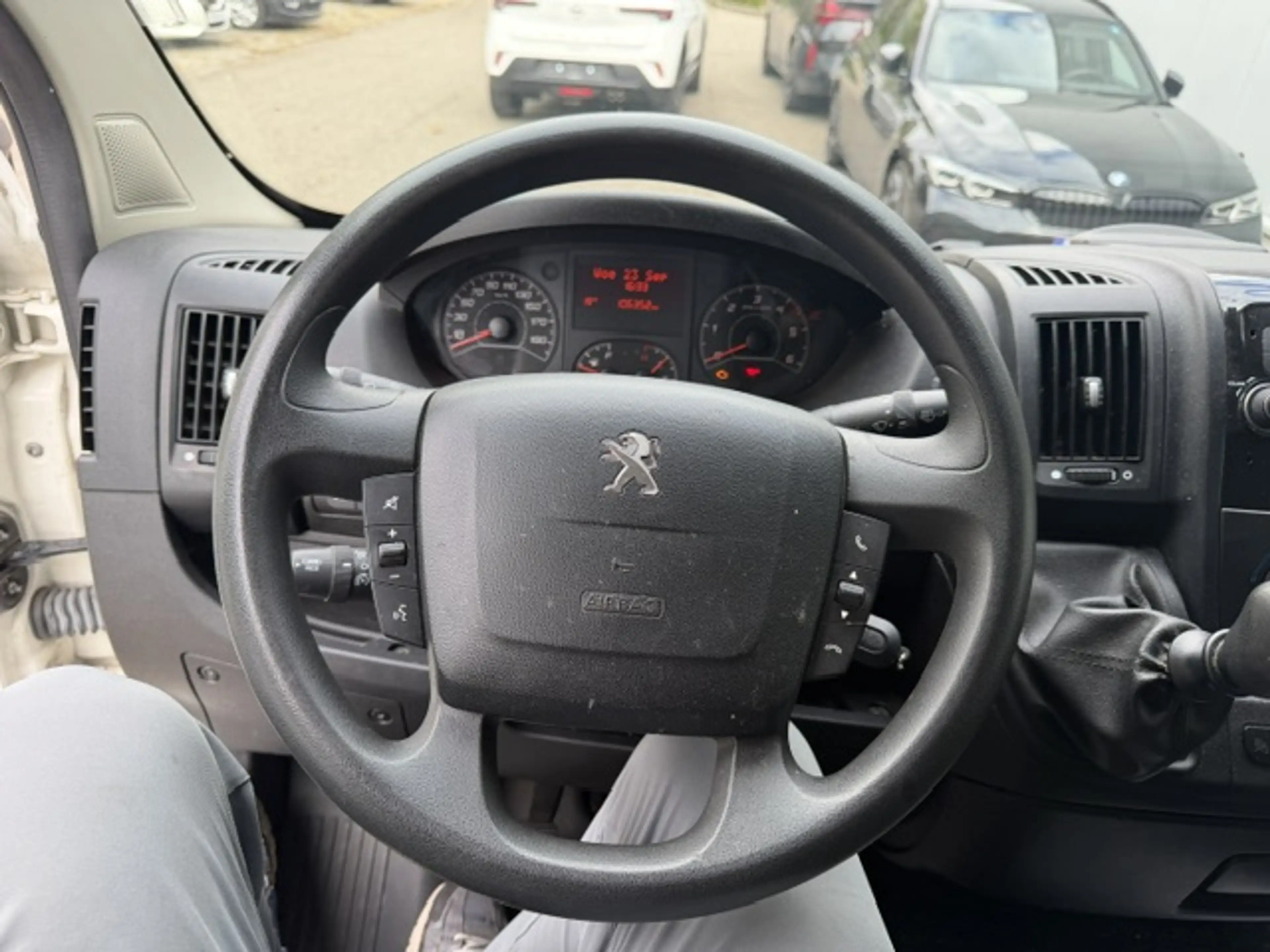 Peugeot Boxer L1 H1 — photo 15