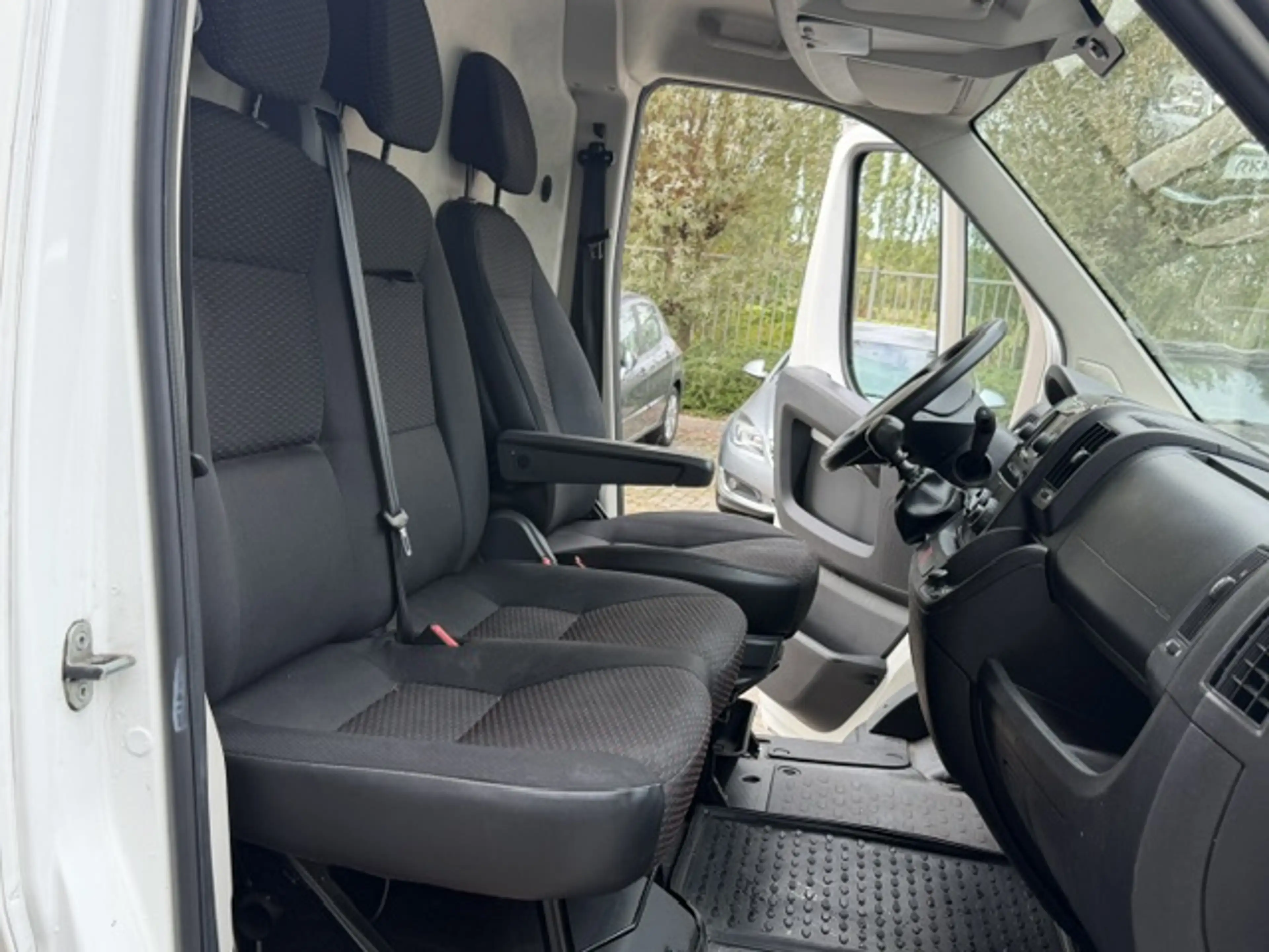 Peugeot Boxer L1 H1 — photo 10
