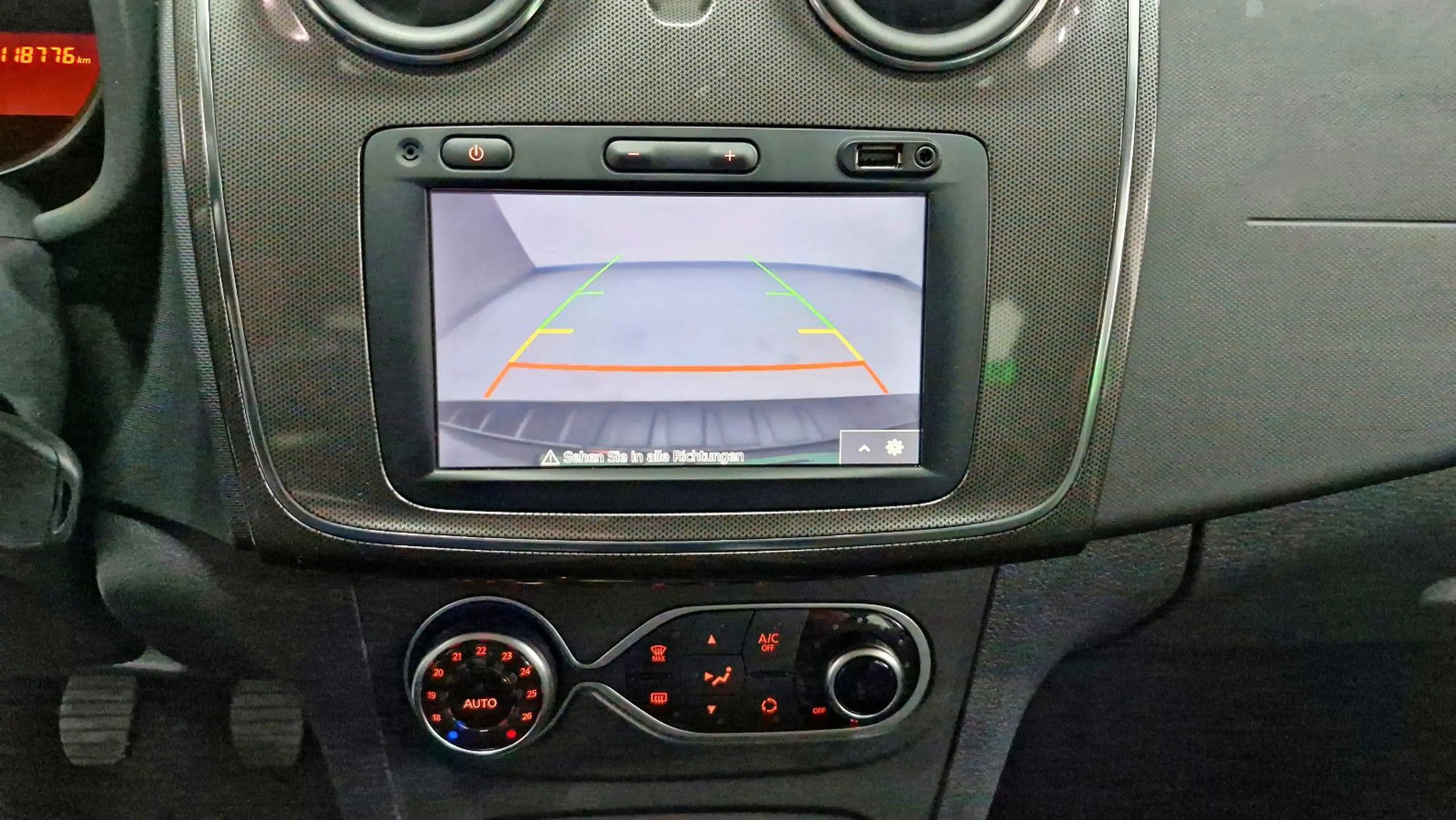 Dacia Logan Kombi Stepway / LPG / AHK / Kamera — photo 9