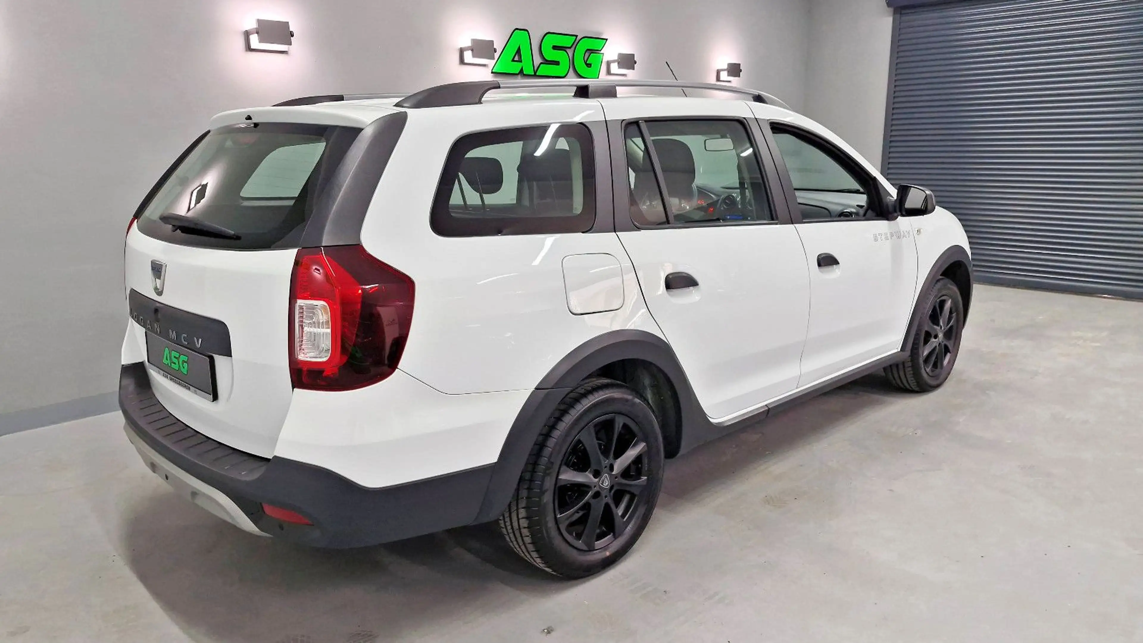 Dacia Logan Kombi Stepway / LPG / AHK / Kamera — photo 3