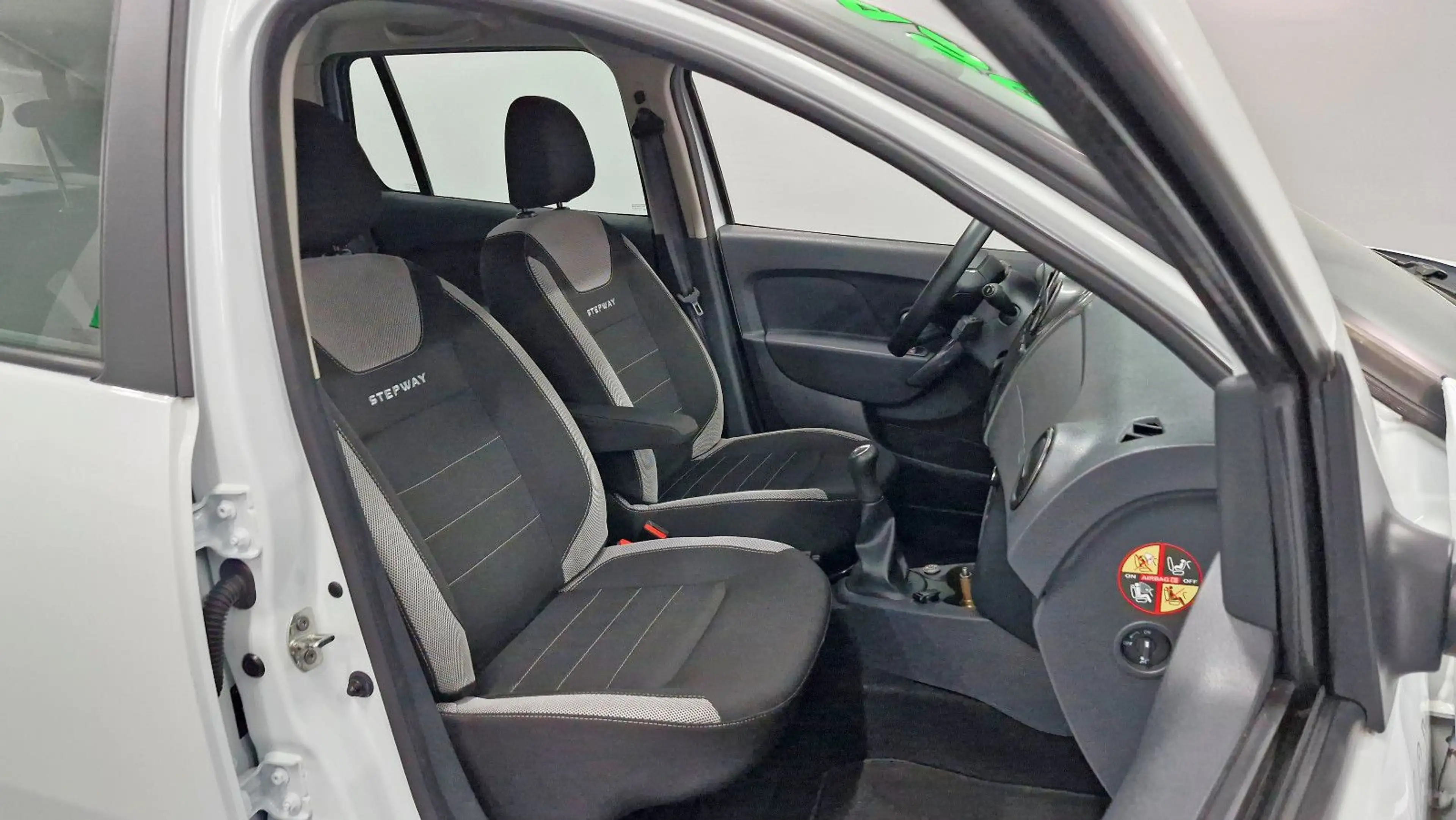 Dacia Logan Kombi Stepway / LPG / AHK / Kamera — photo 5