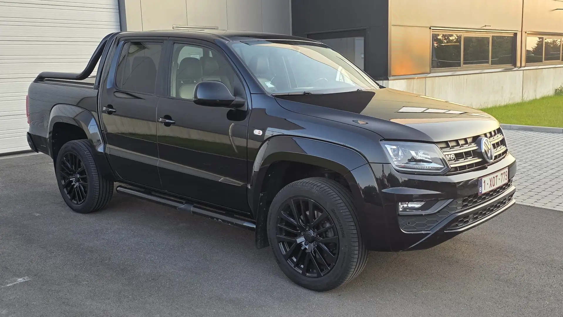 Volkswagen Amarok 3.0 V6 TDi 4Motion Highline Zwart - 2