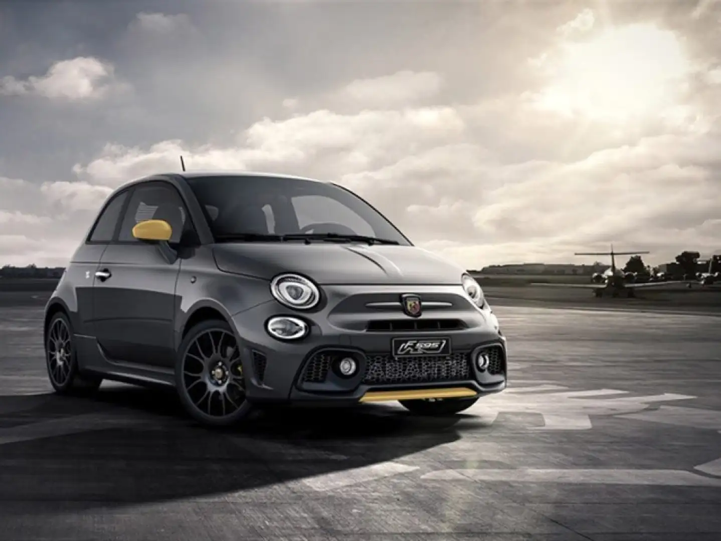 Abarth 595 F595 1.4 Turbo T-Jet 165CV Speciale Grijs - 1