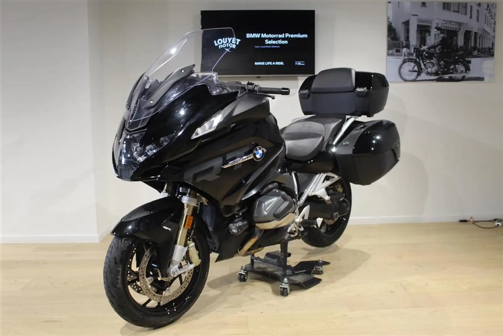 BMW R 1250 RT 0 Zwart - 1