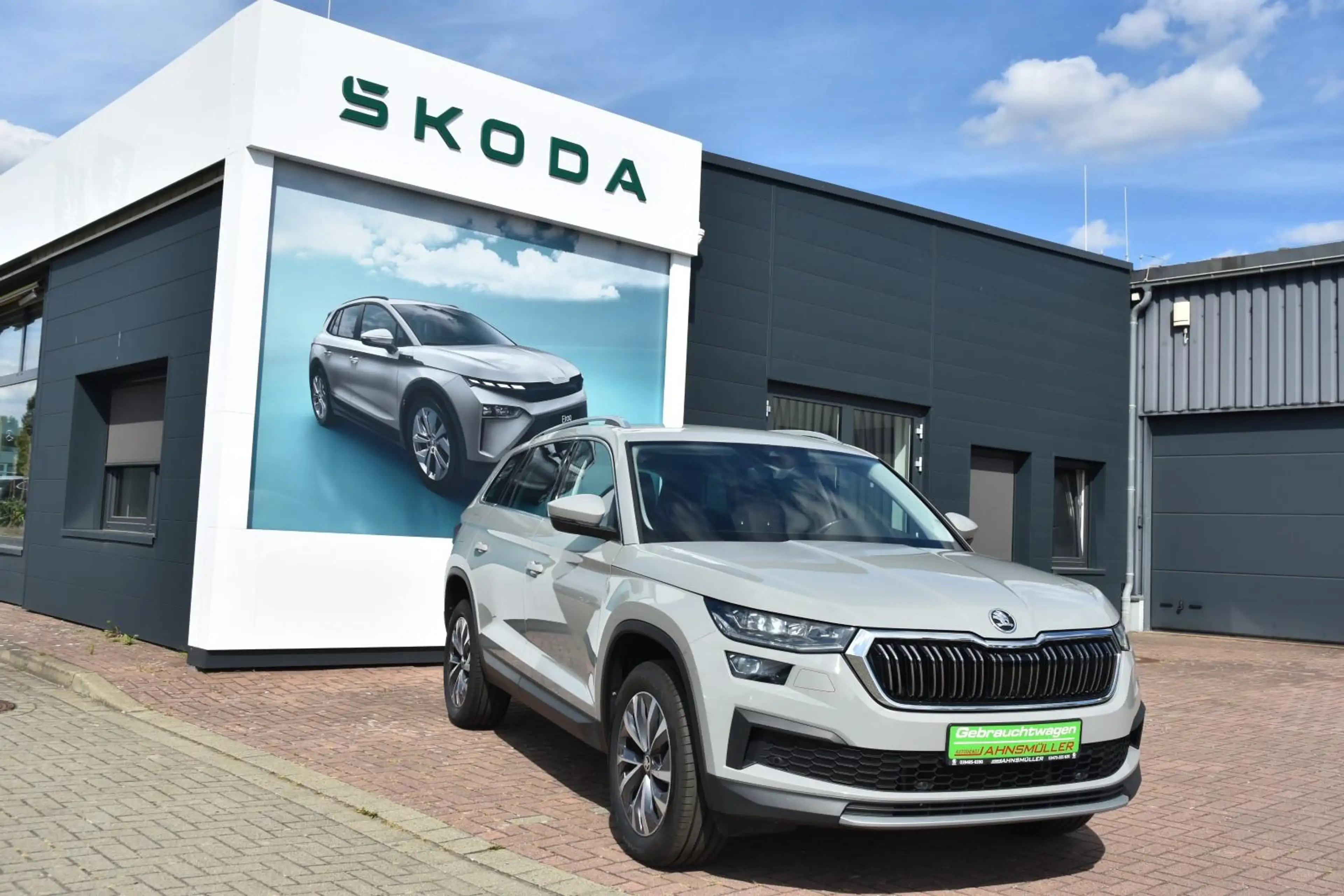 Skoda Kodiaq 2.0 TDI DSG*Matrix*Navi*AHK*Sthz.*R.Cam.*
