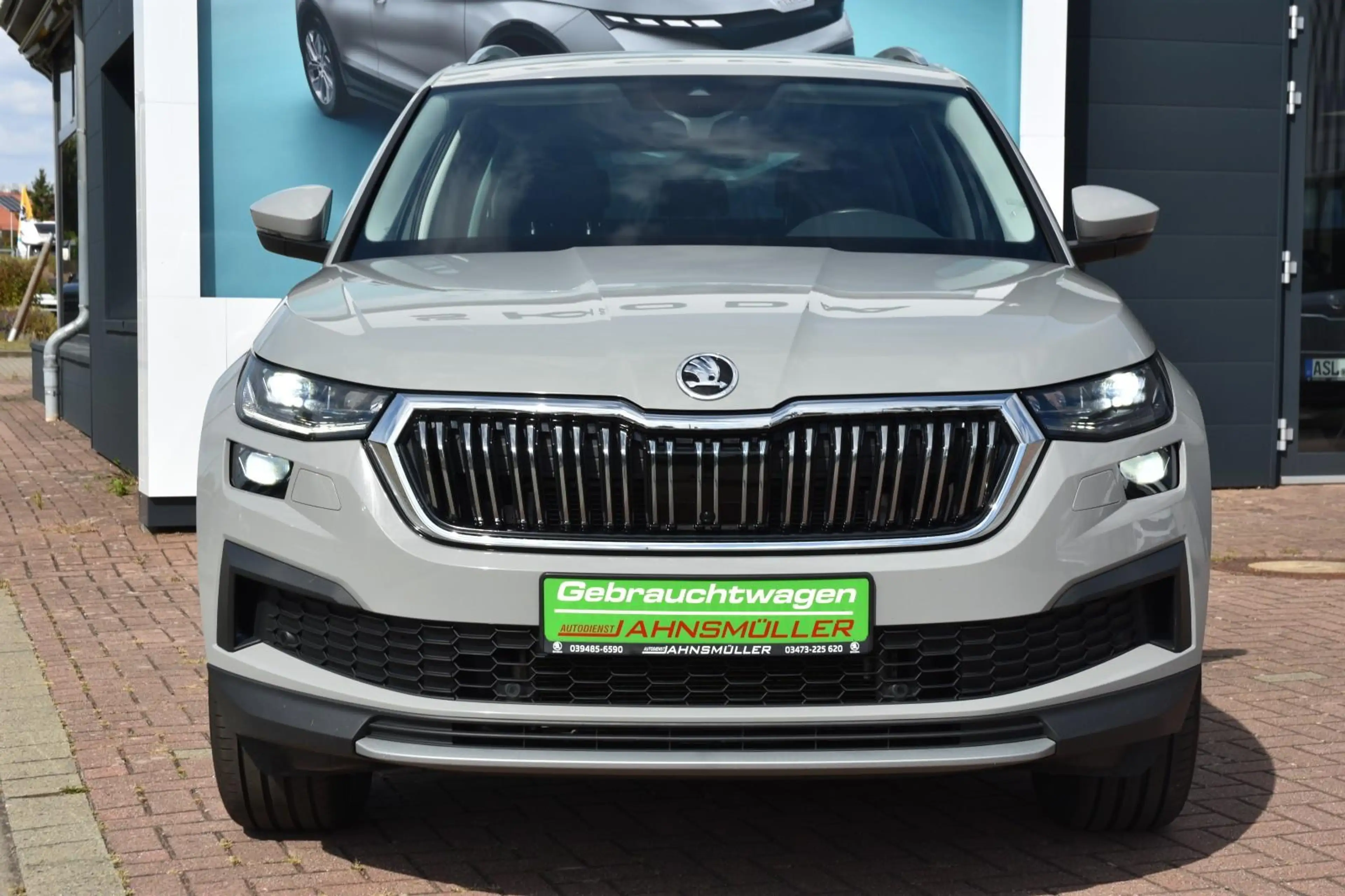Skoda Kodiaq 2.0 TDI DSG*Matrix*Navi*AHK*Sthz.*R.Cam.* — photo 2