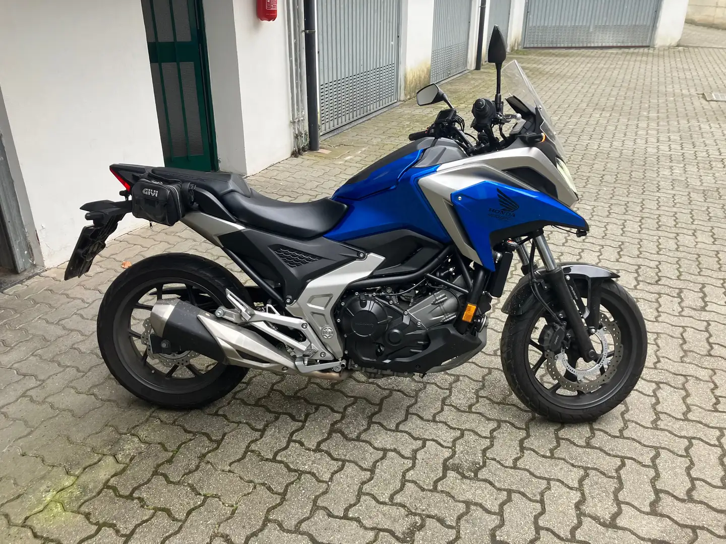 Honda NC 750 XA Modrá - 2