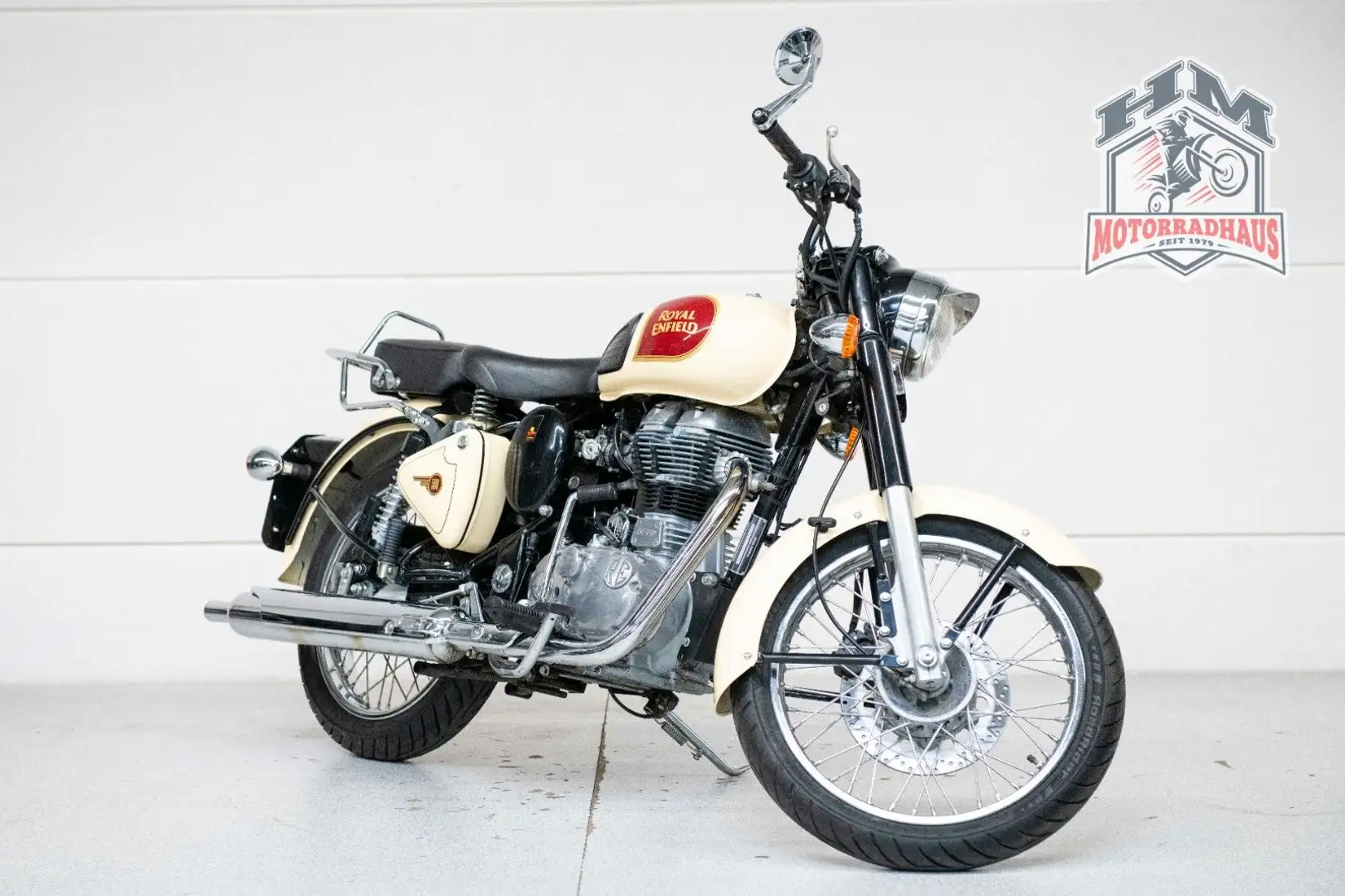 Royal Enfield Bullet 500 Classic Beige - 2