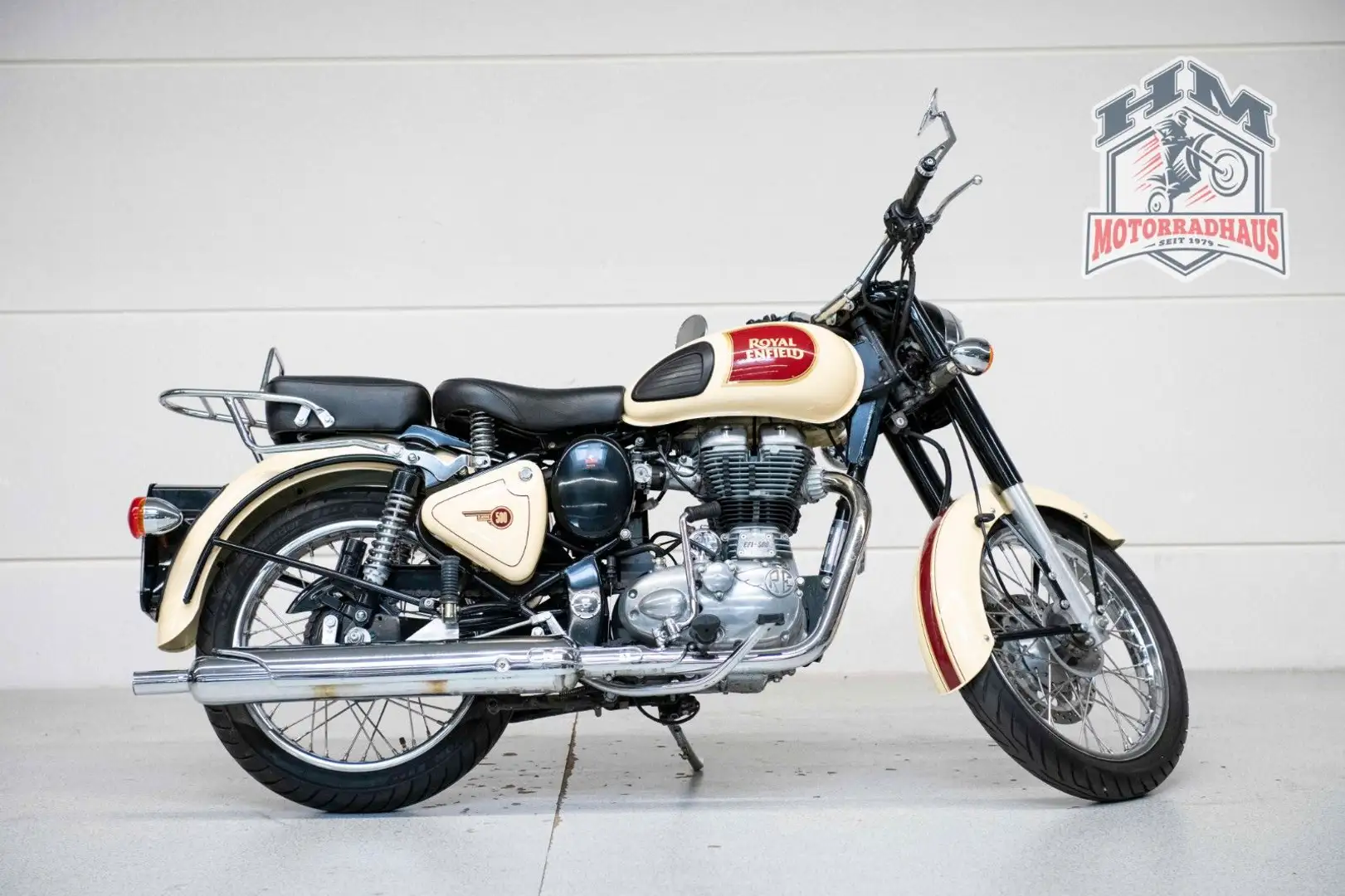 Royal Enfield Bullet 500 Classic Beige - 1