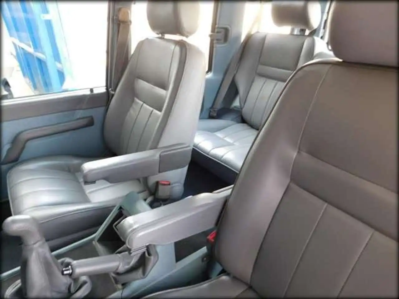 Land Rover Discovery 2.5 Base TDI, foto 4