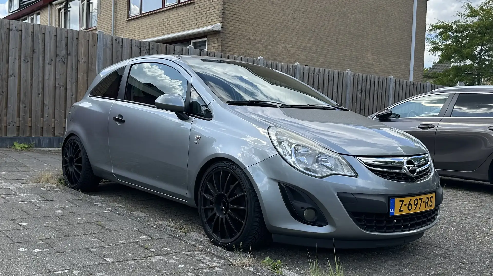 Opel Corsa 1.4 | Airco | Bluetooth | Apk tot Juni 2026 Grijs - 2
