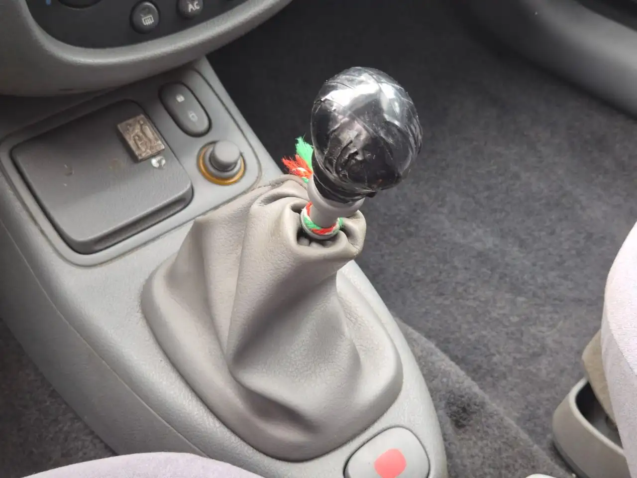 Renault Clio 3p 1.2 RT 2airbag, foto 11