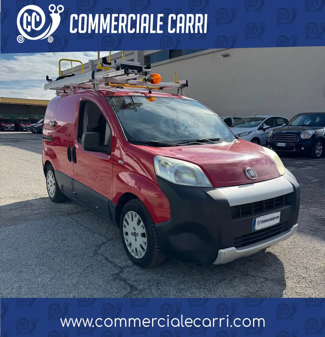 Fiat Fiorino 1.3 M-JET FURGONE ADVENTURE - 2016 Rood - 1