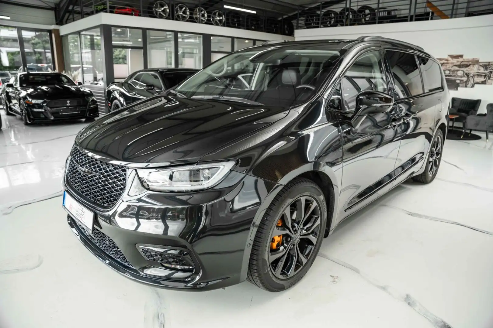 Chrysler Pacifica 3,6 LIMITED S LED/PANO/ACC/VOLL Noir - 1