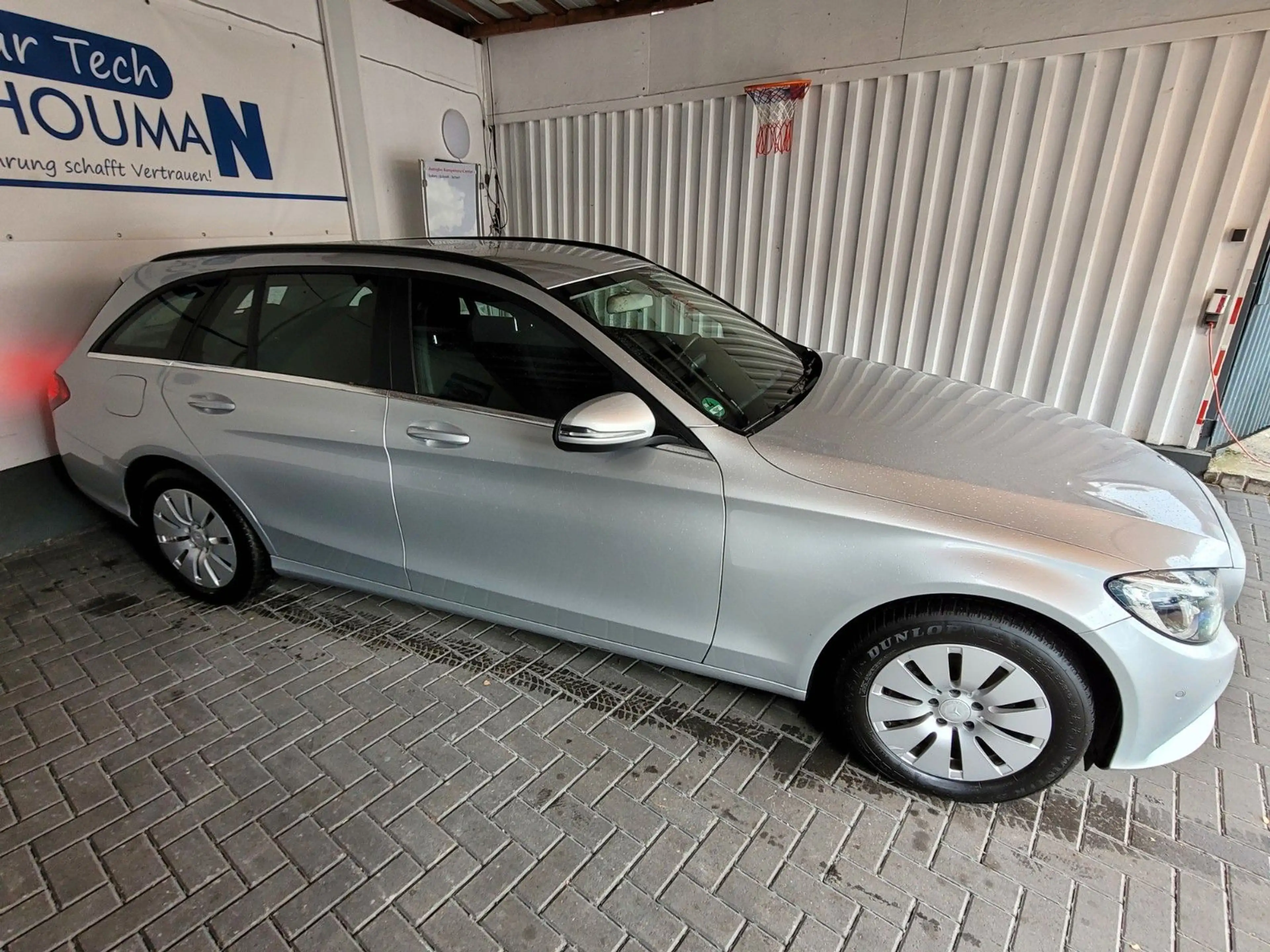 Mercedes-Benz C 220 BlueTec*NAVI*XENON*LED*SCHECKHEFT*1.BESITZ — photo 5