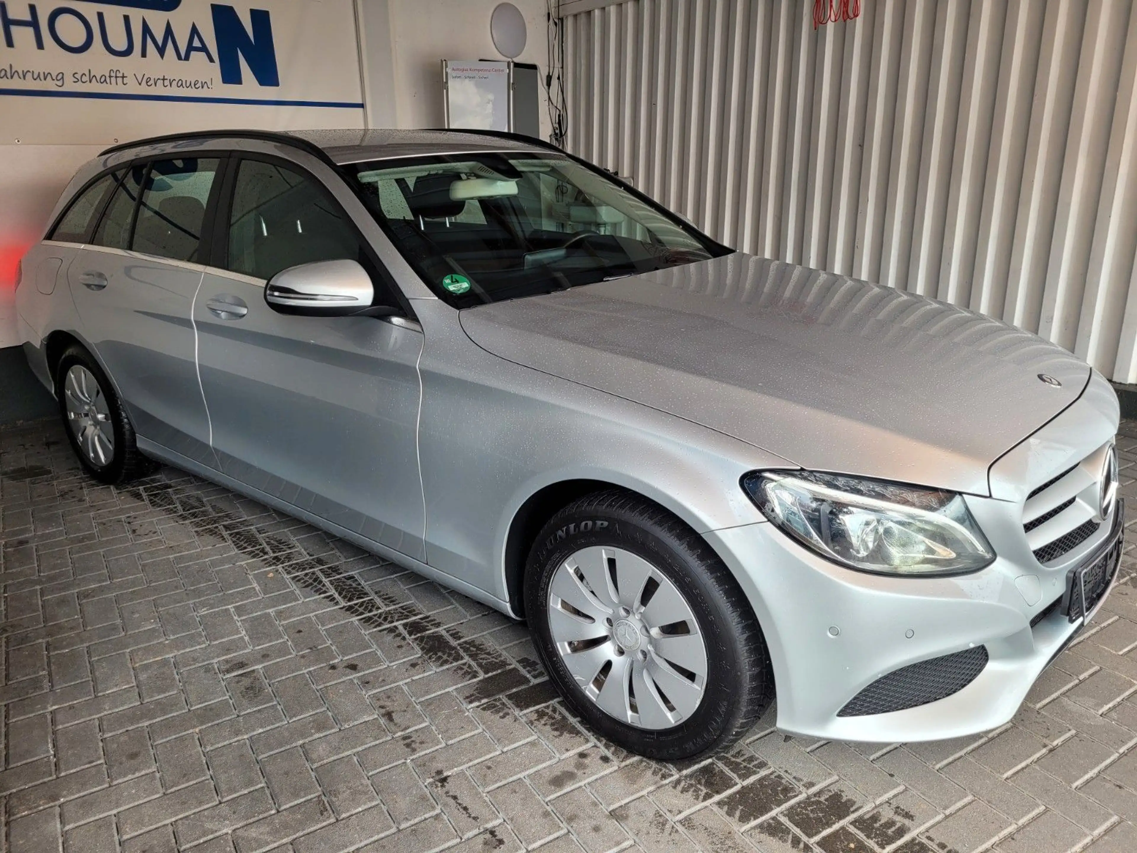 Mercedes-Benz C 220 BlueTec*NAVI*XENON*LED*SCHECKHEFT*1.BESITZ — photo 4