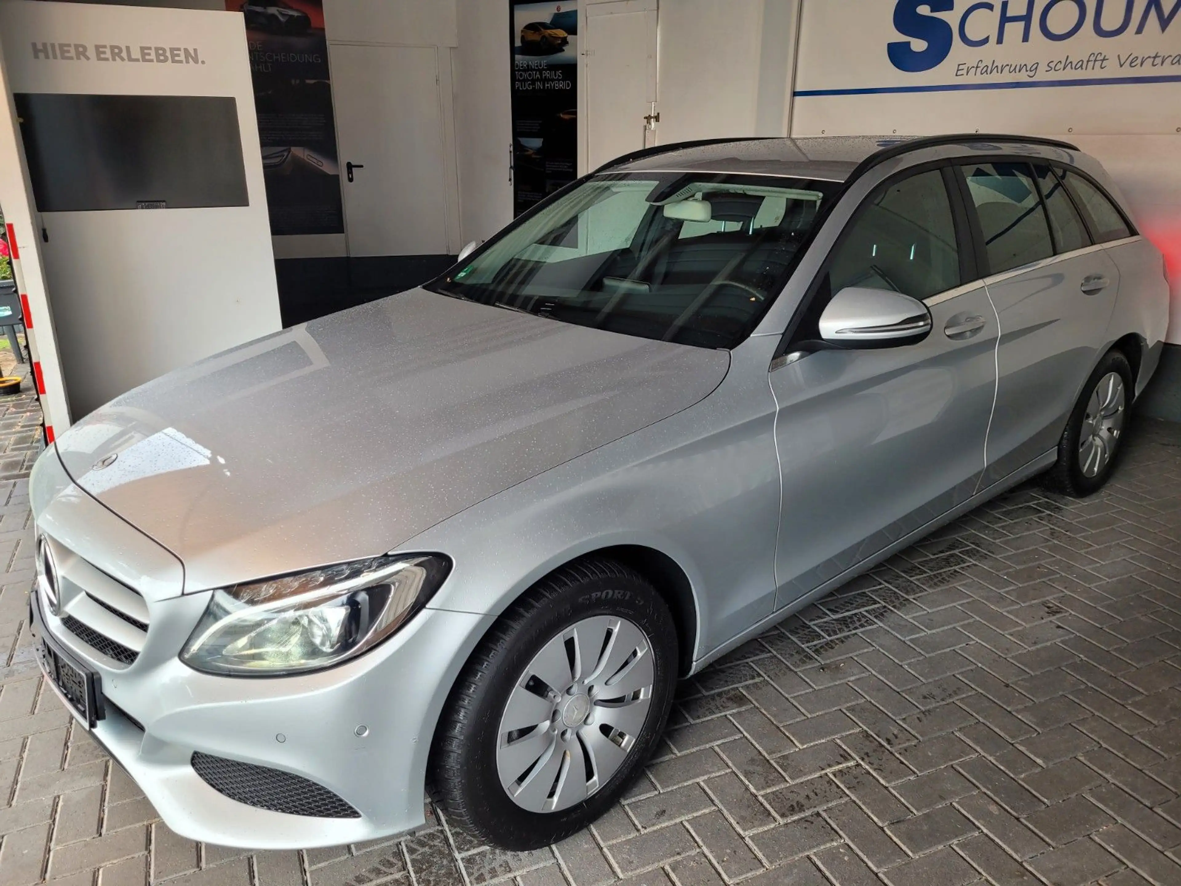 Mercedes-Benz C 220 BlueTec*NAVI*XENON*LED*SCHECKHEFT*1.BESITZ — photo 3