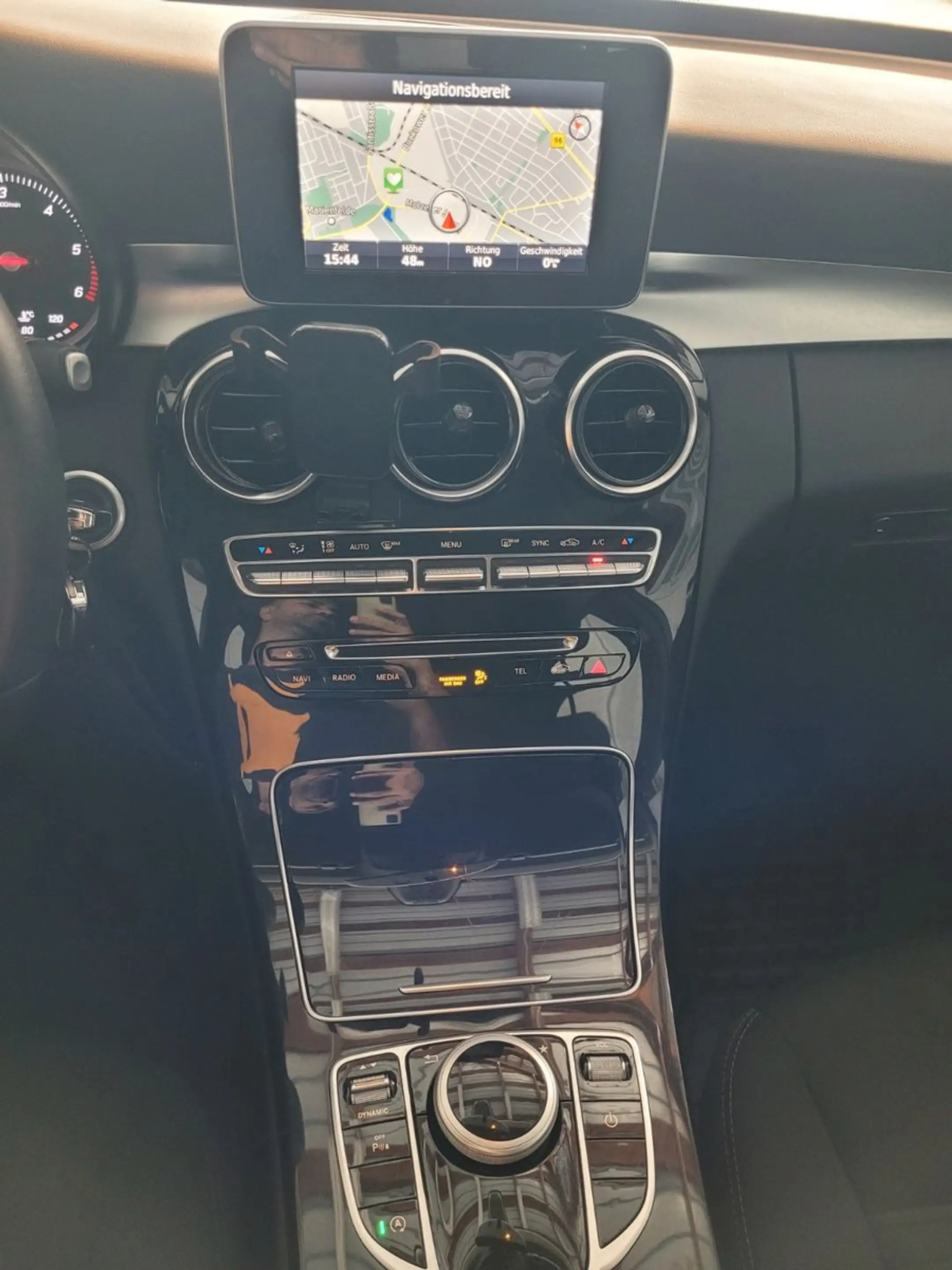 Mercedes-Benz C 220 BlueTec*NAVI*XENON*LED*SCHECKHEFT*1.BESITZ — photo 15