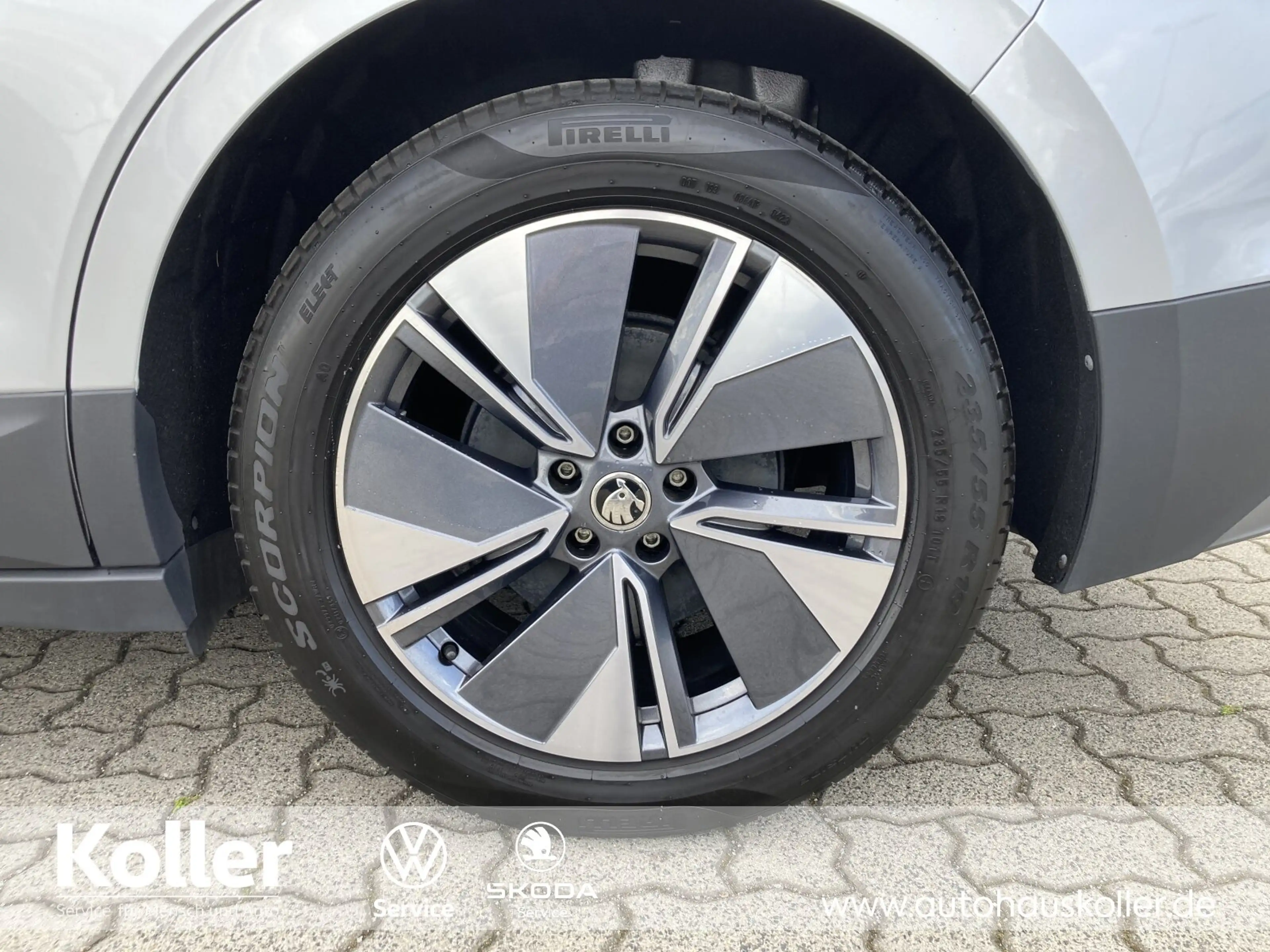 Skoda Enyaq Enyaq iV 60 Suite Leder e.HK HUD Kamera Navi ACC — photo 7