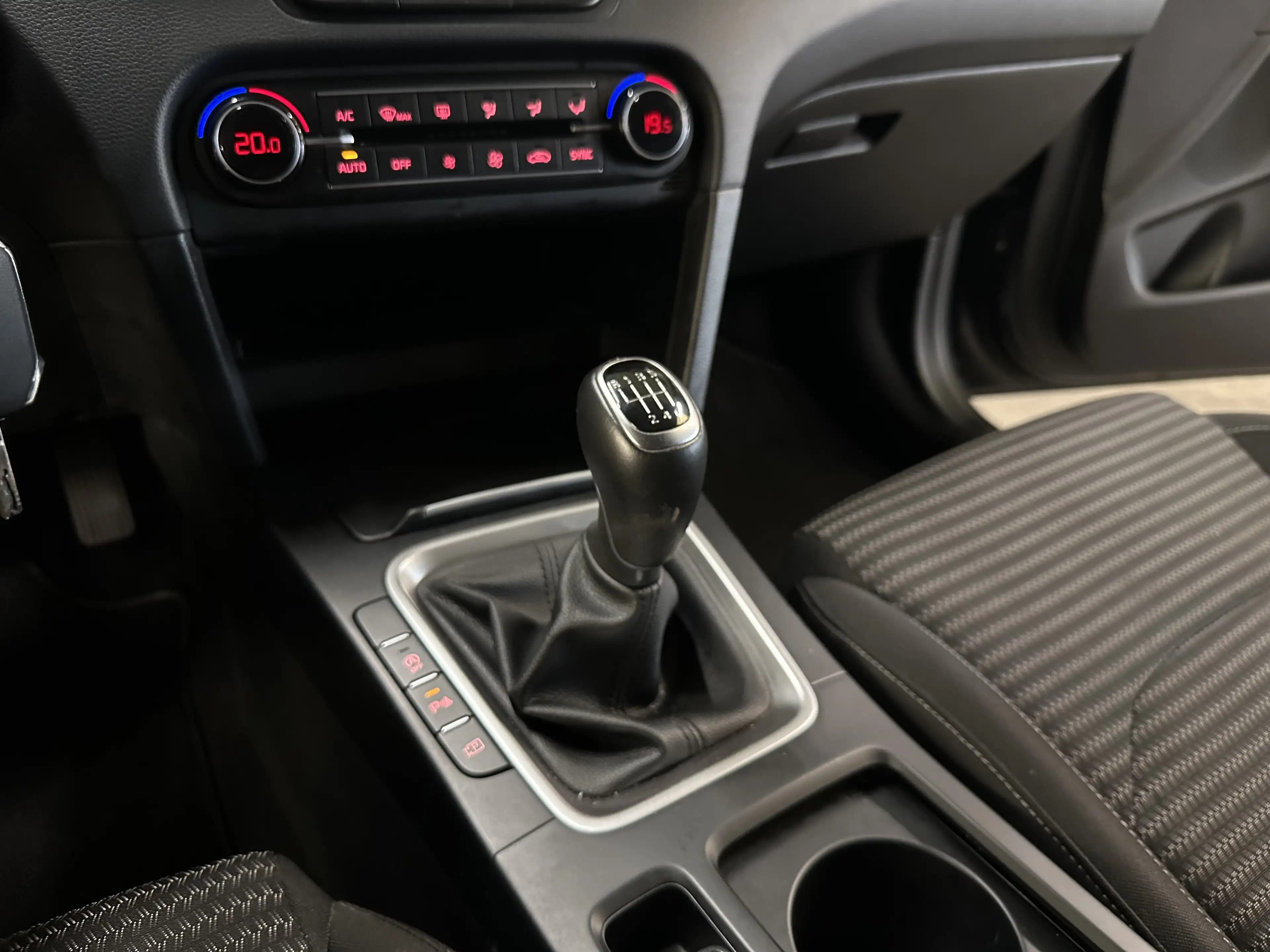 Kia Ceed / cee'd 1.0 T-GDi | DynamicLine 5-Drs | Airco-Ecc | Cruise — photo 16