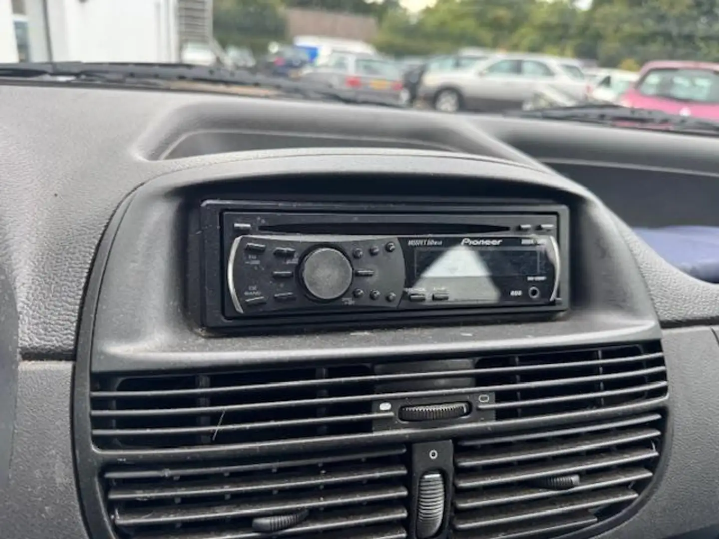 Fiat Punto 1.2, '03, 5-drs, jaar apk ( met steekproef ), inru Negro - 2