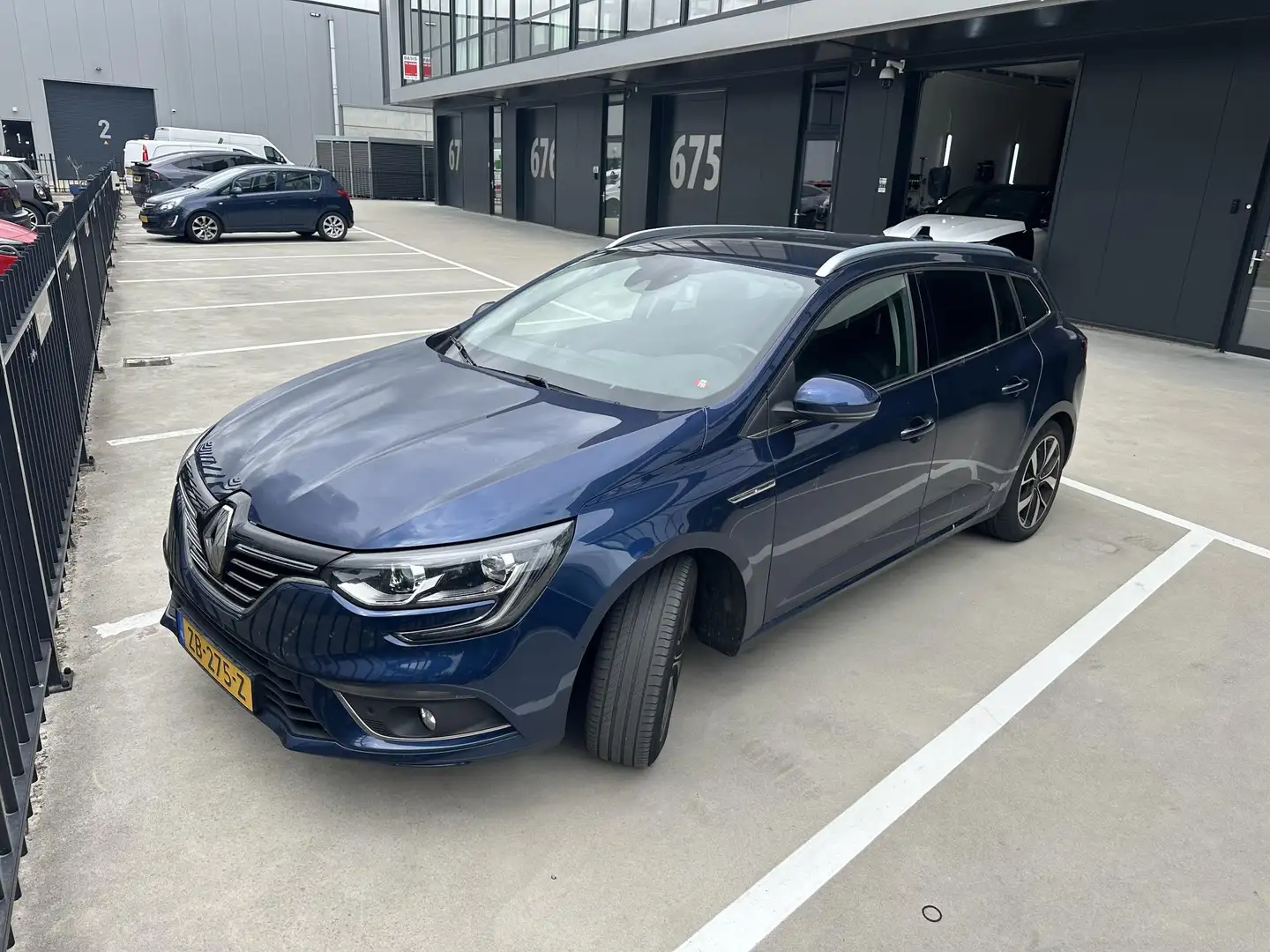 Renault Megane Estate 1.3 TCe Bose Blauw - 1