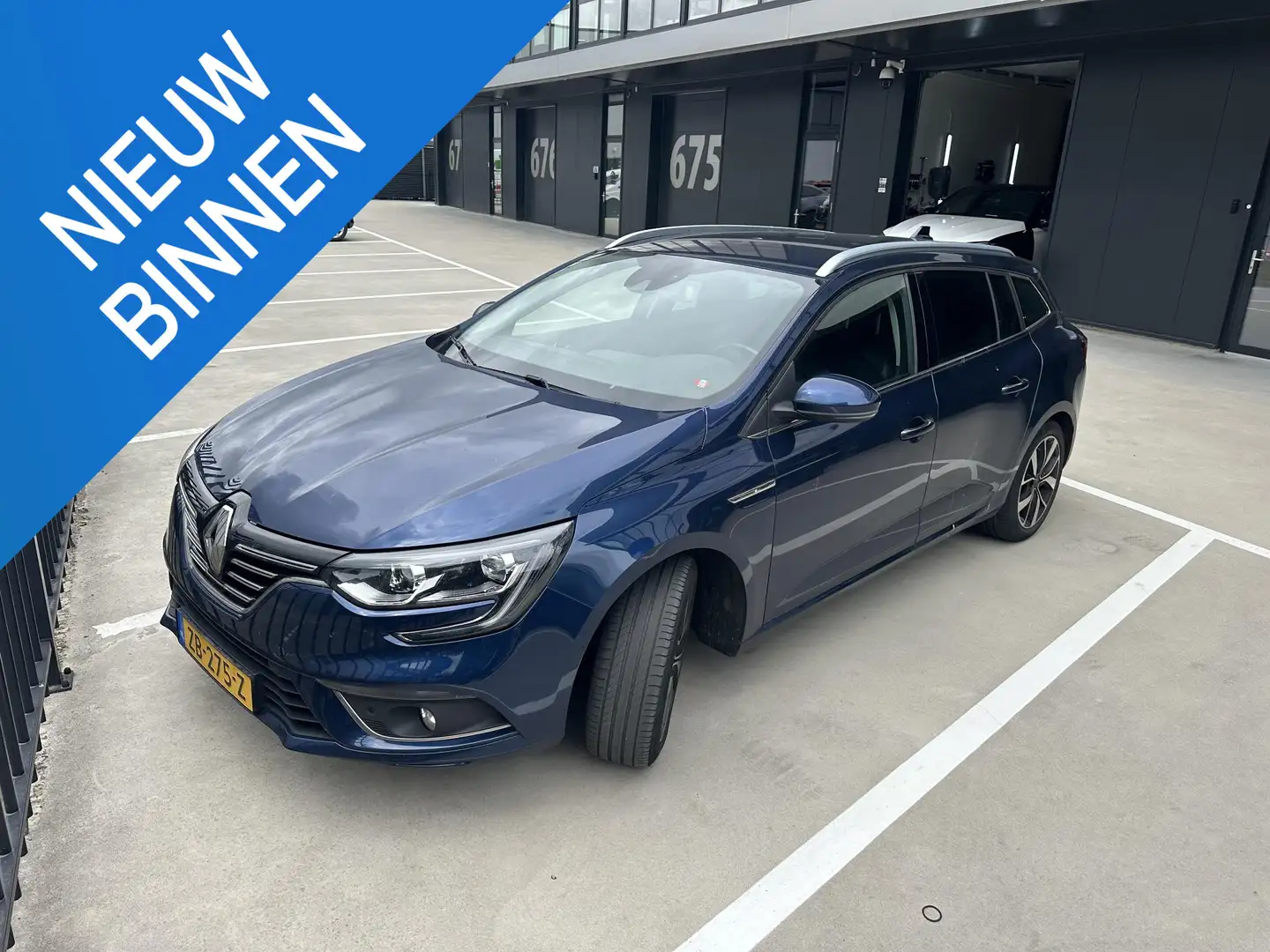 Renault Megane Estate 1.3 TCe Bose Bleu - 1