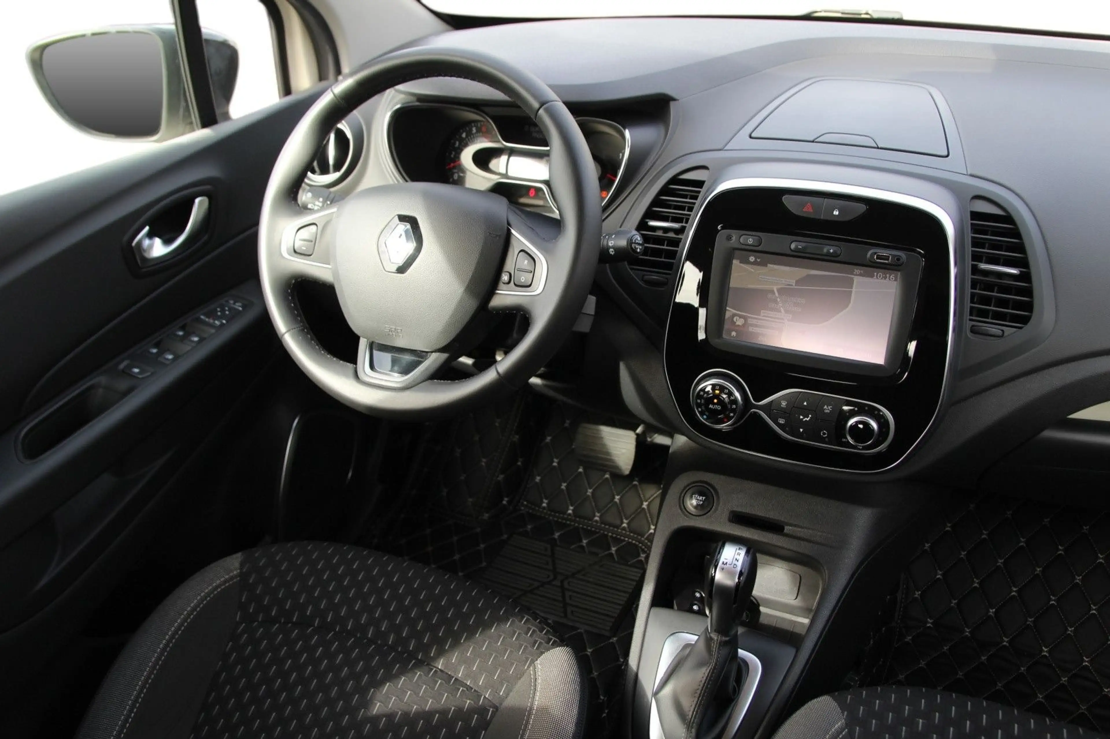 Renault Captur Intens/LED/Navi/Kamera/ Alu/44tkm — photo 9