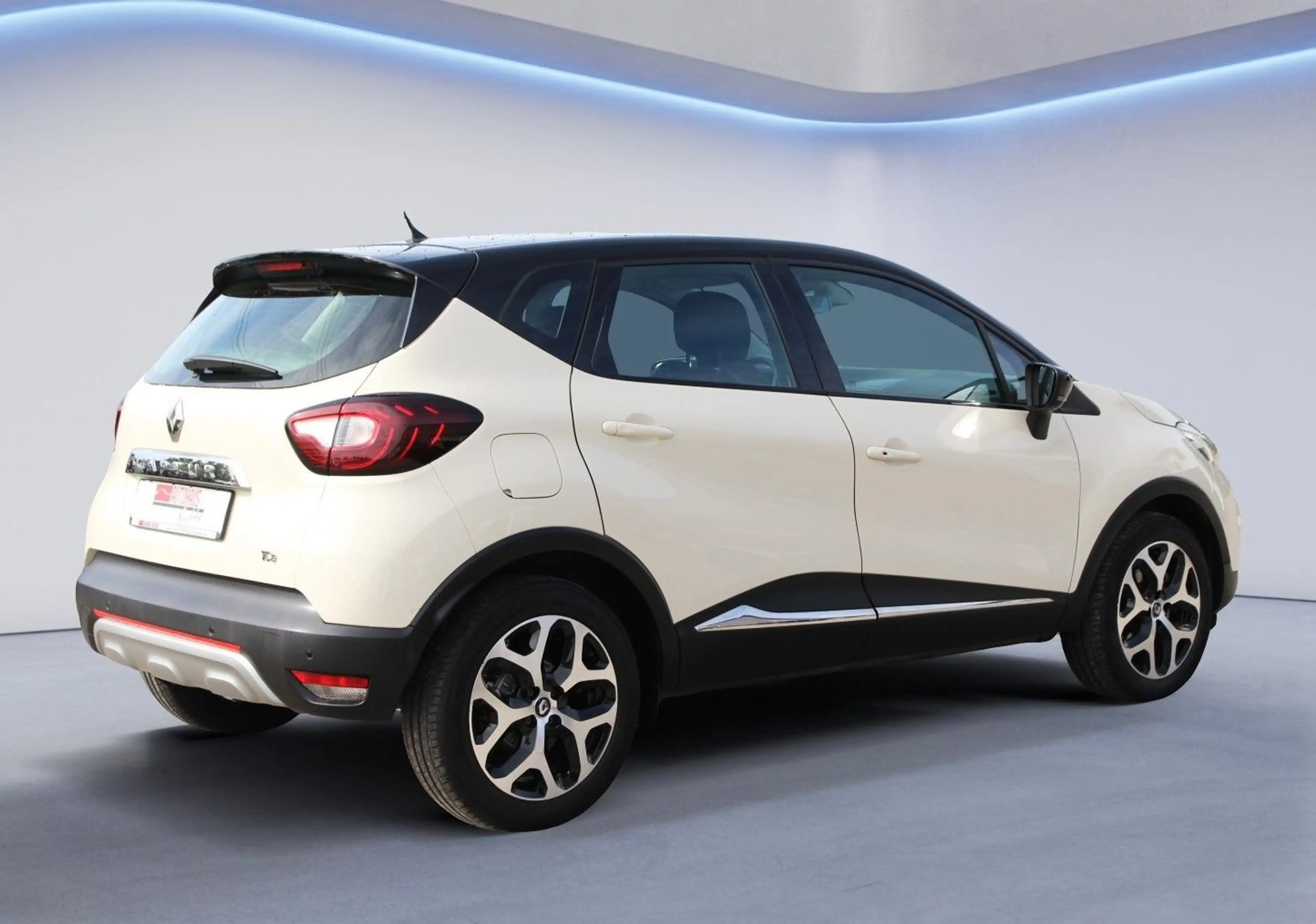 Renault Captur Intens/LED/Navi/Kamera/ Alu/44tkm — photo 6