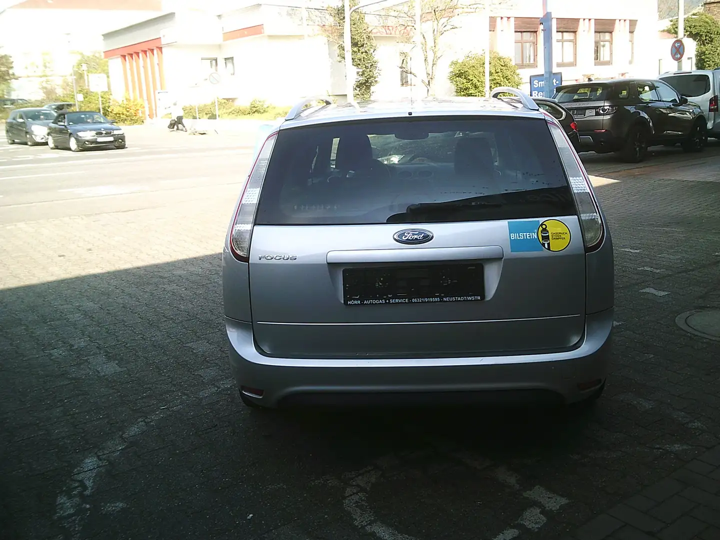 Ford Focus Style Plateado - 2